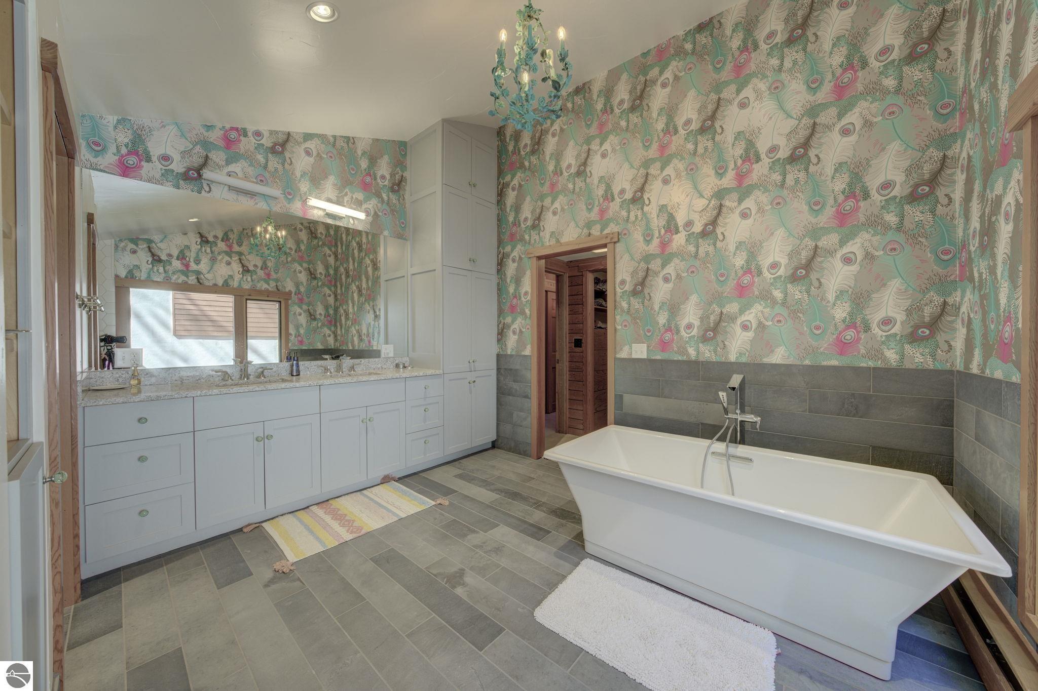 5593 N Leland Woods Drive