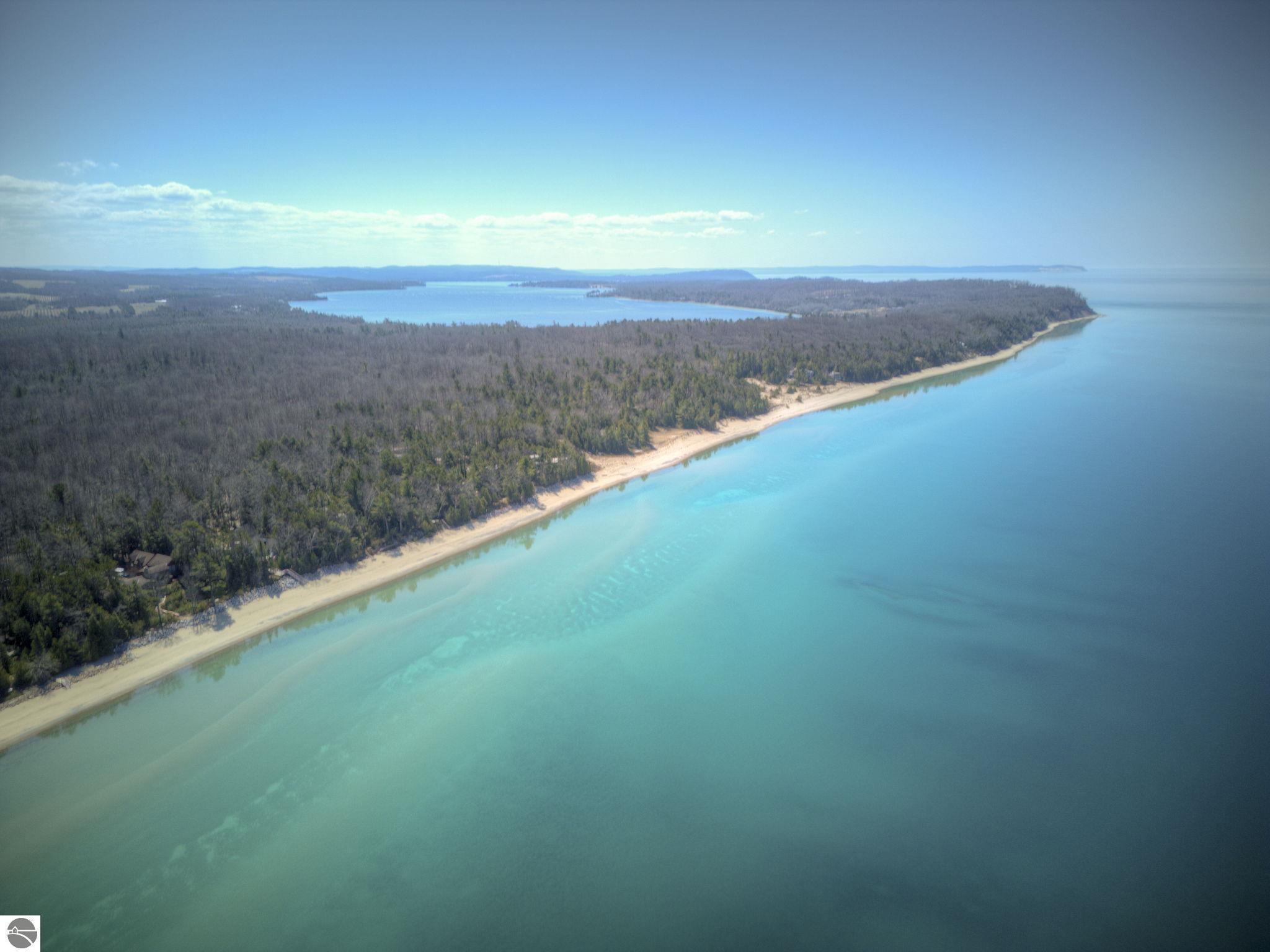 5593 N Leland Woods Drive