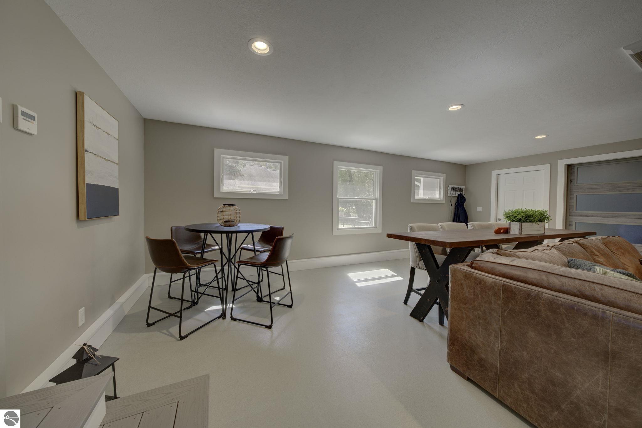705 S Nanagosa Trail