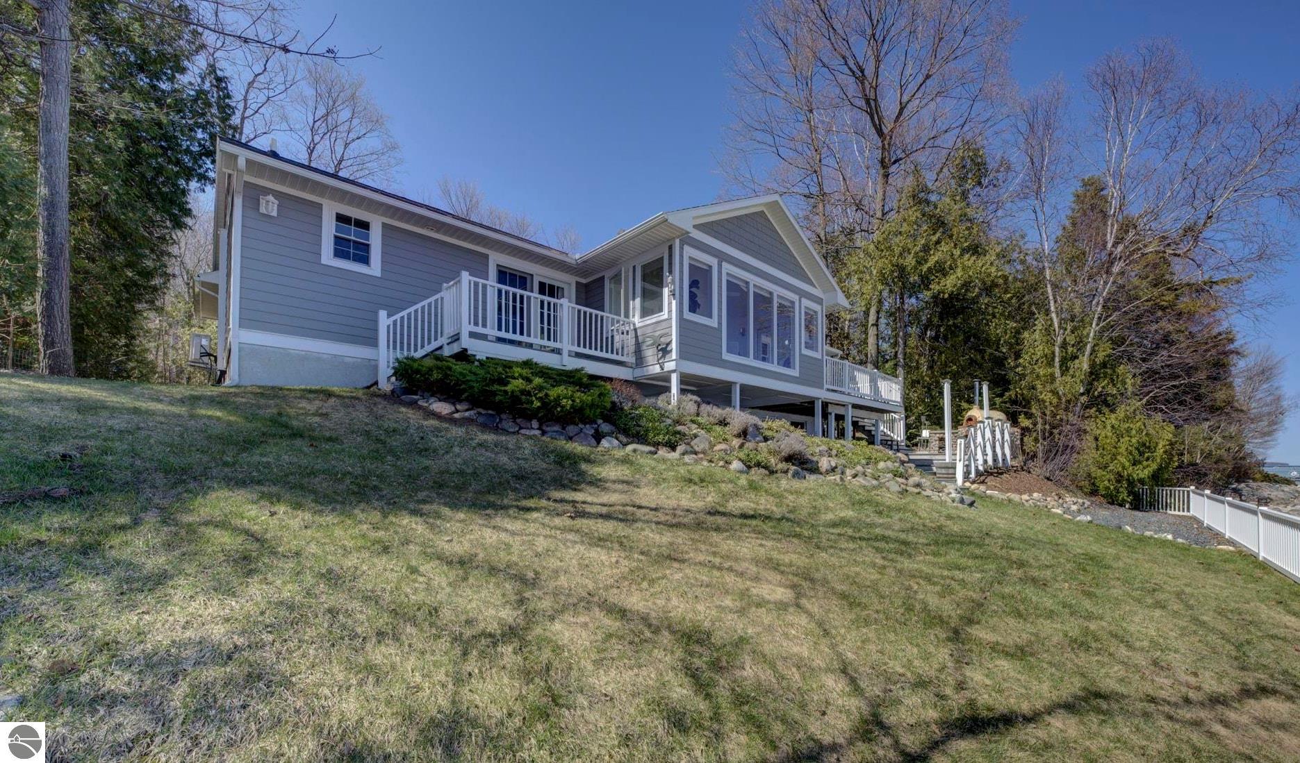 705 S Nanagosa Trail