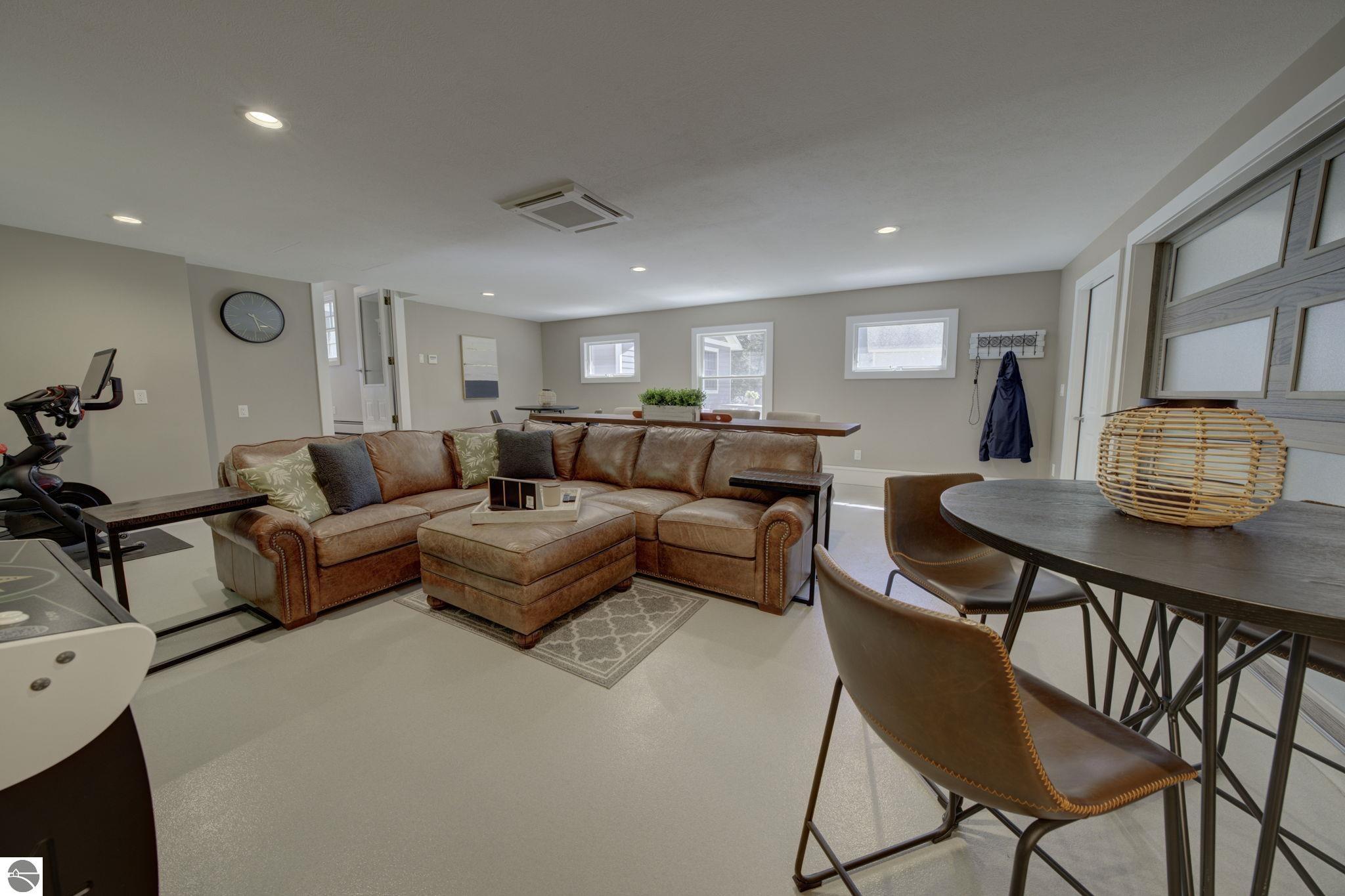 705 S Nanagosa Trail