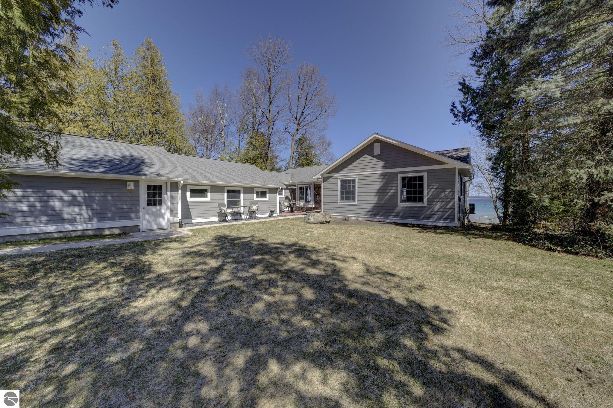 705 S Nanagosa Trail