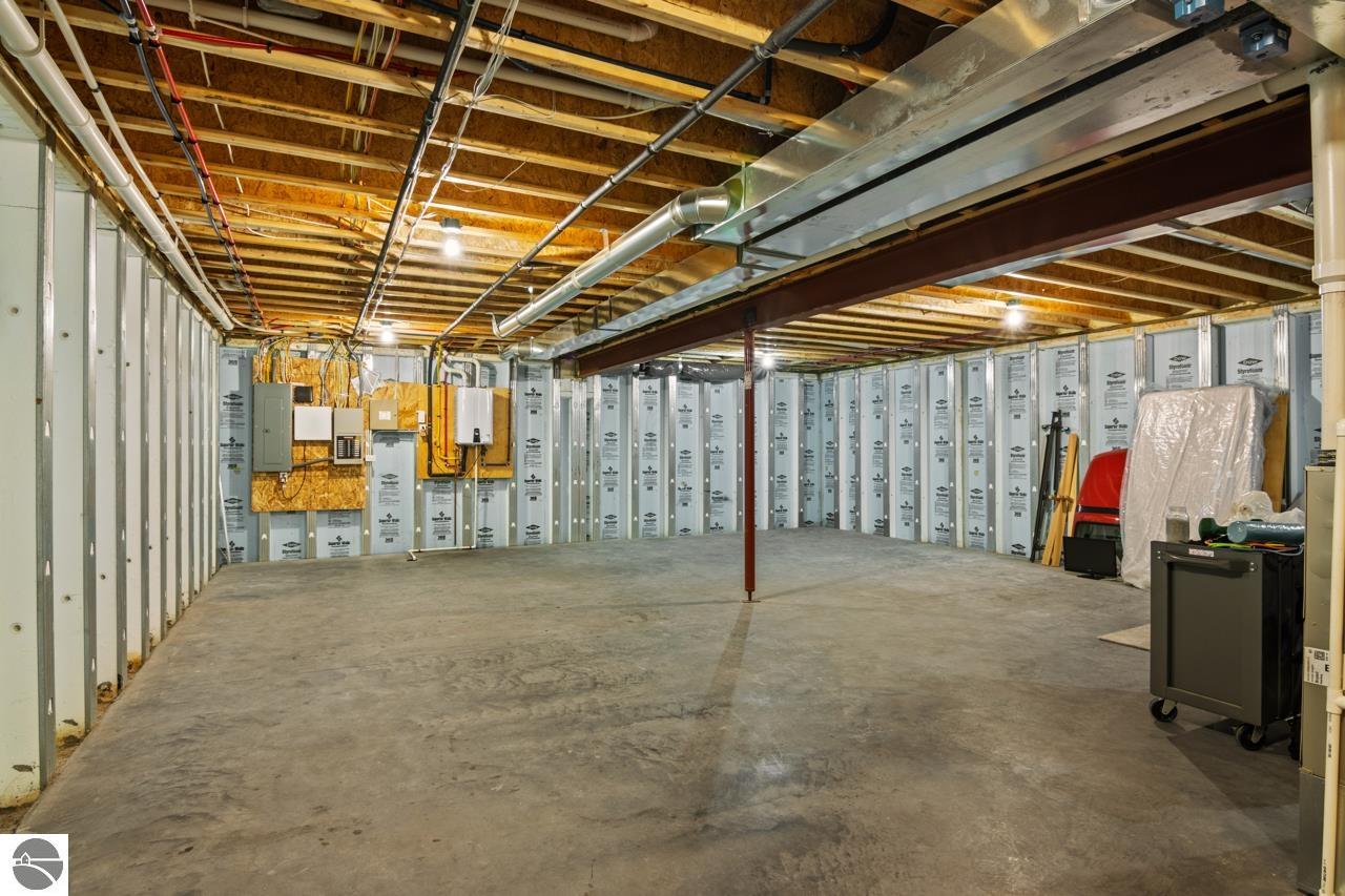 4201 N High Bluffs Drive