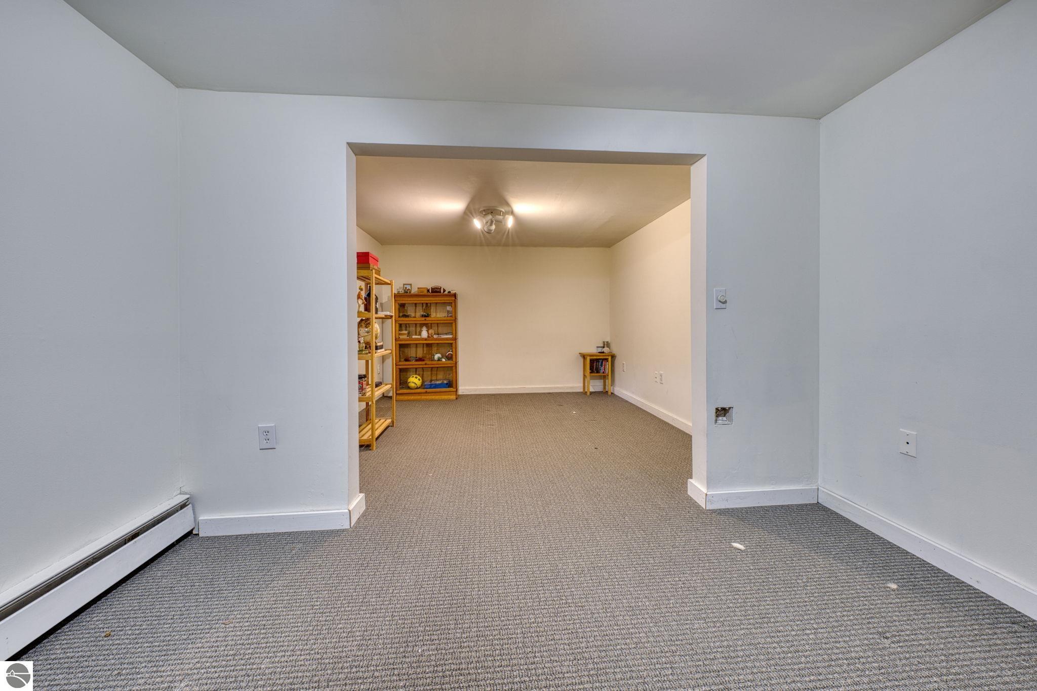 310 W Broadway