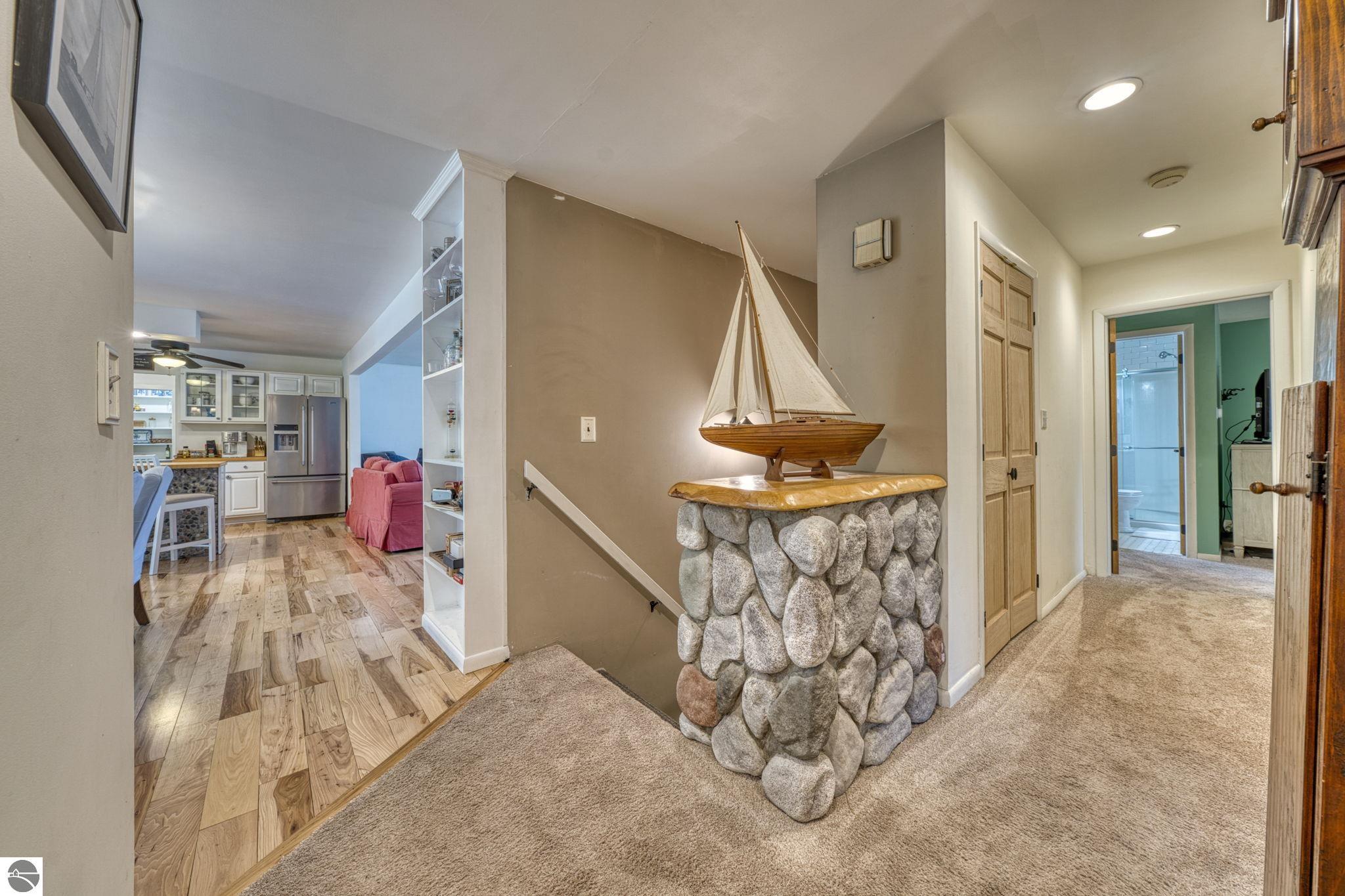 310 W Broadway