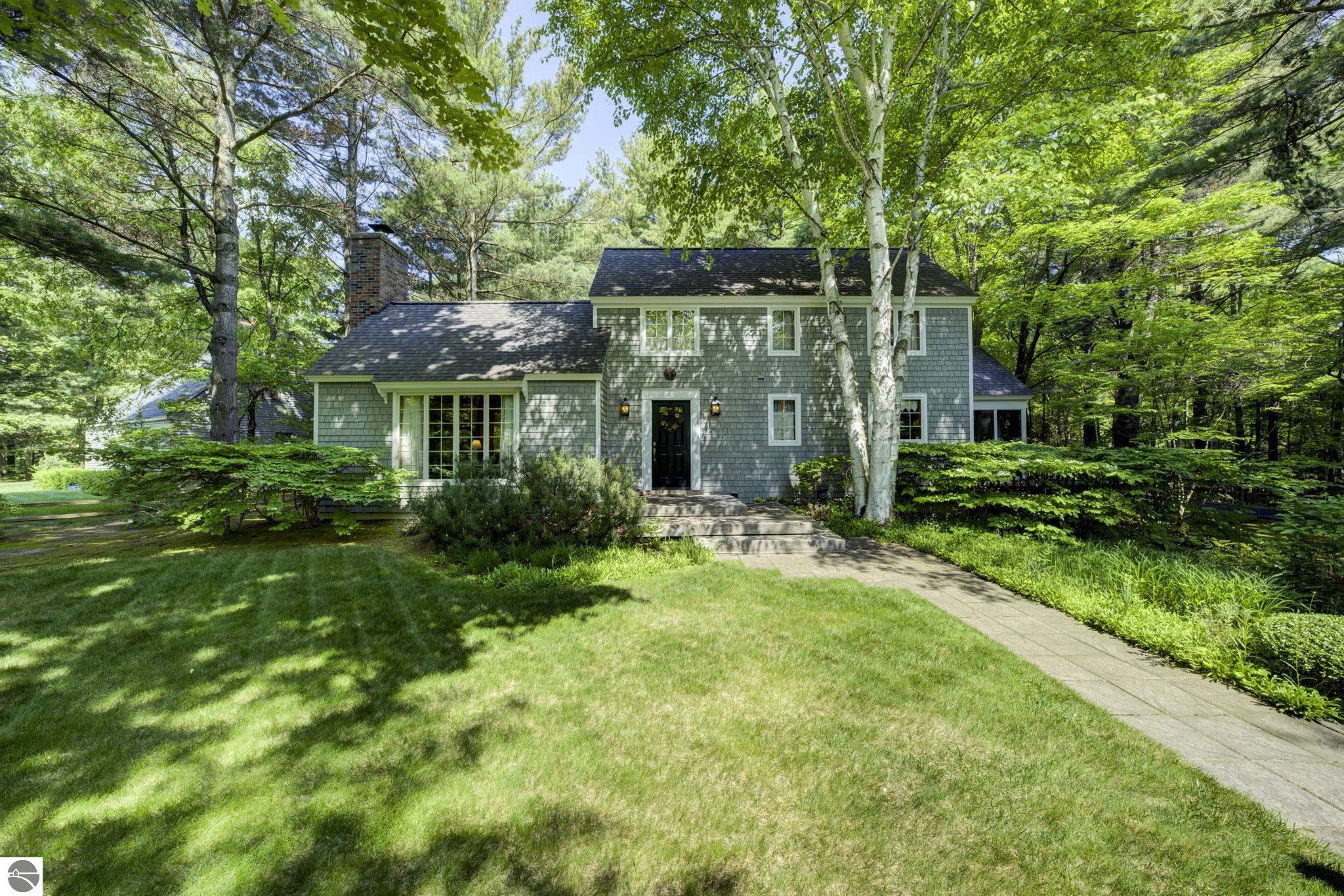 4079 E Oxford Drive