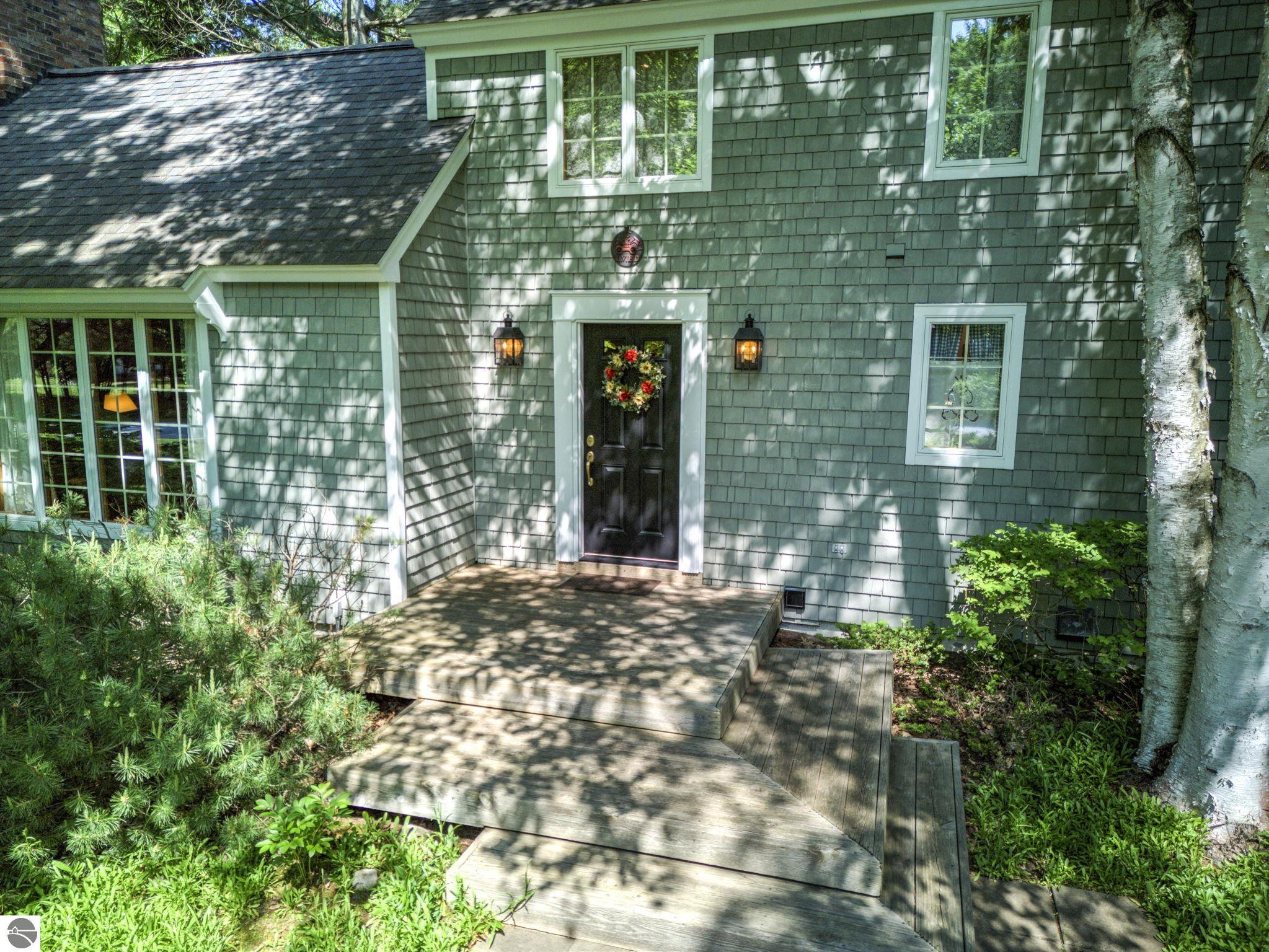 4079 E Oxford Drive