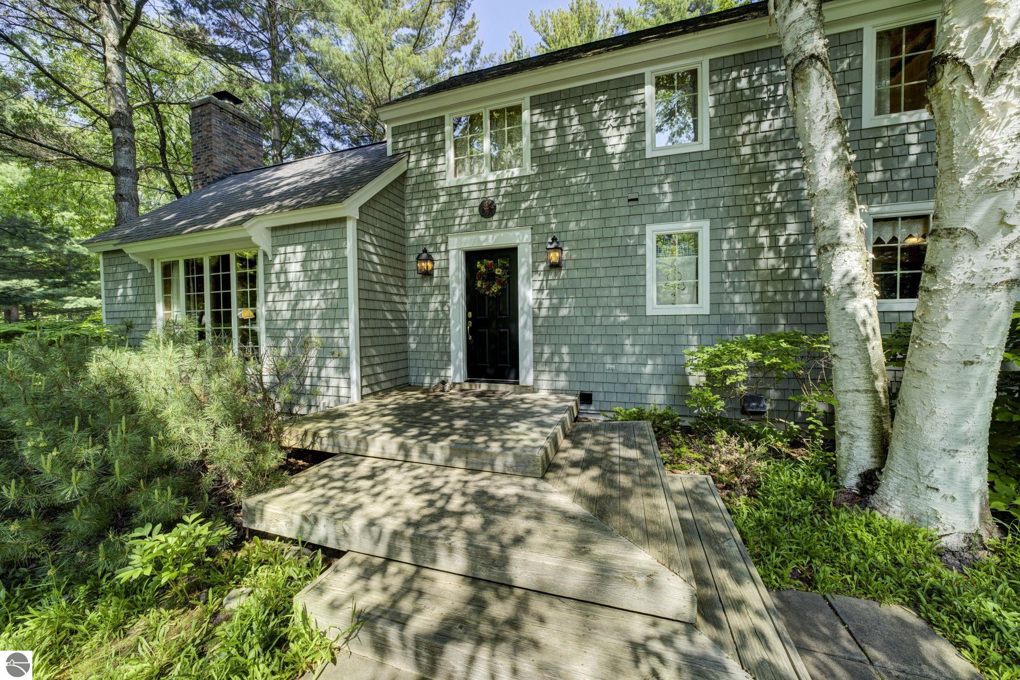4079 E Oxford Drive