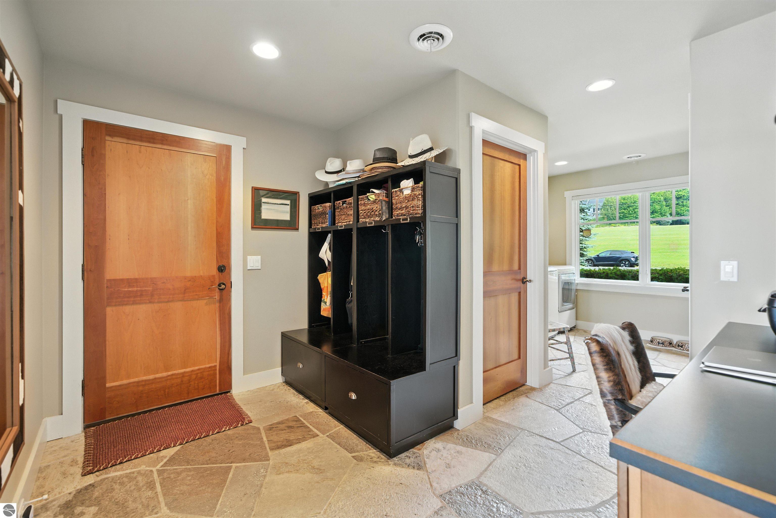 400 S Stony Point Road