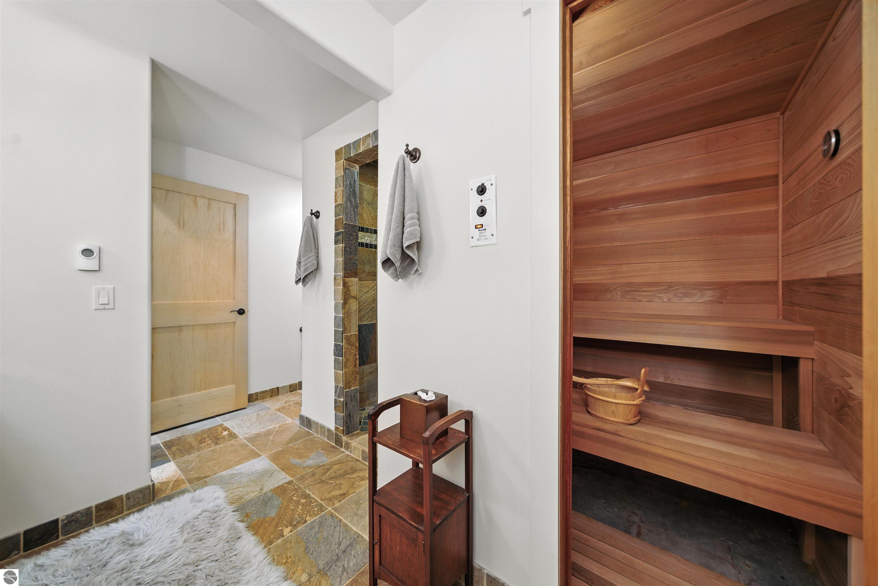 400 S Stony Point Road