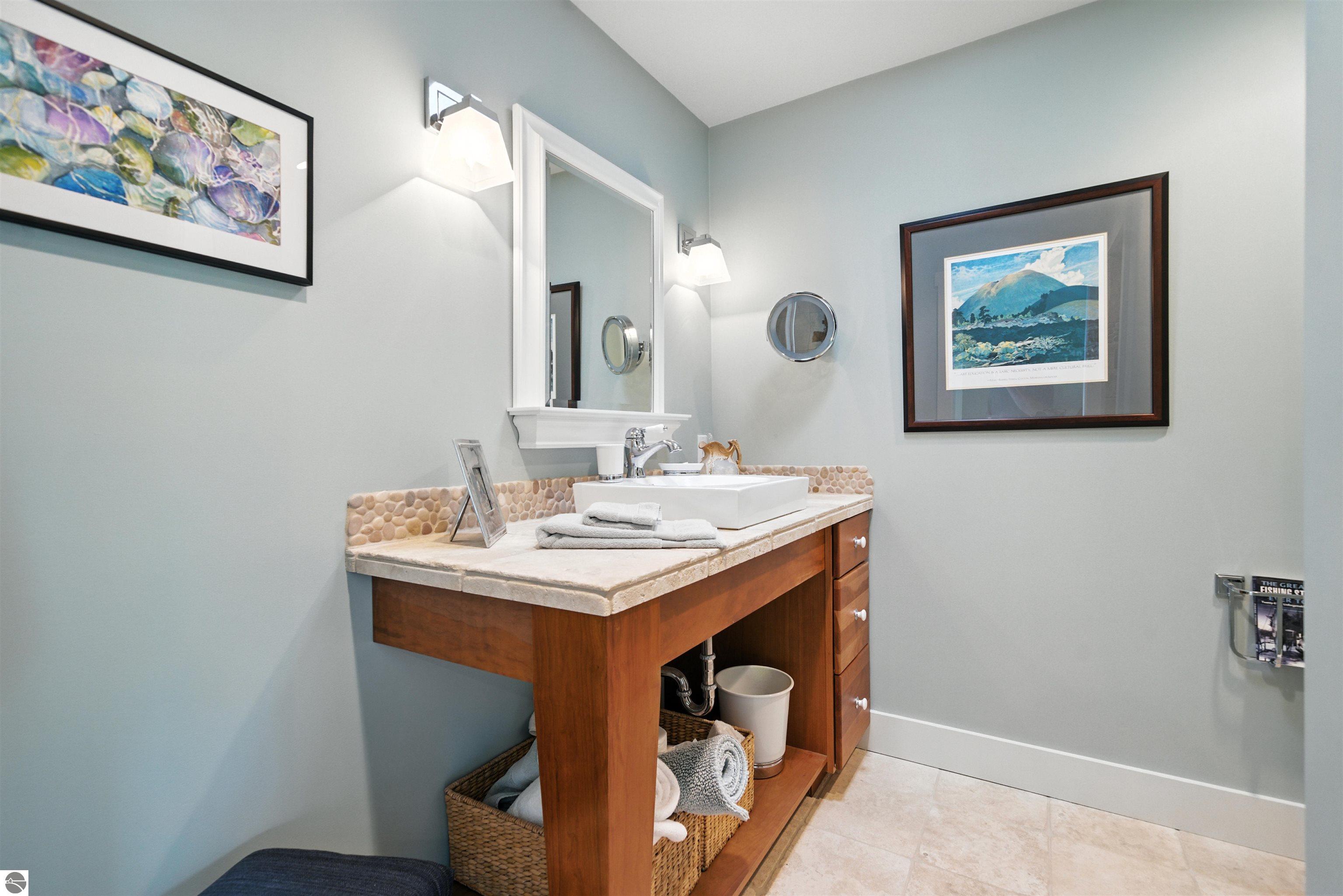 400 S Stony Point Road