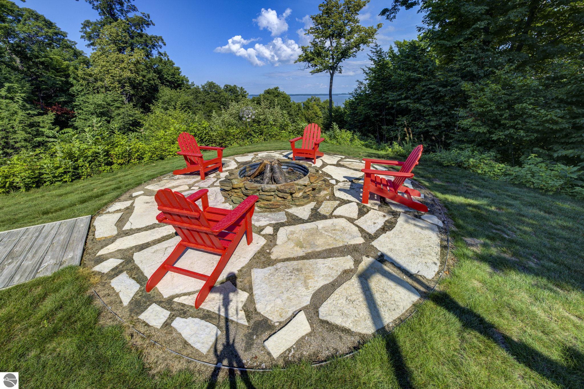 5566 S Spyglass Ridge Drive