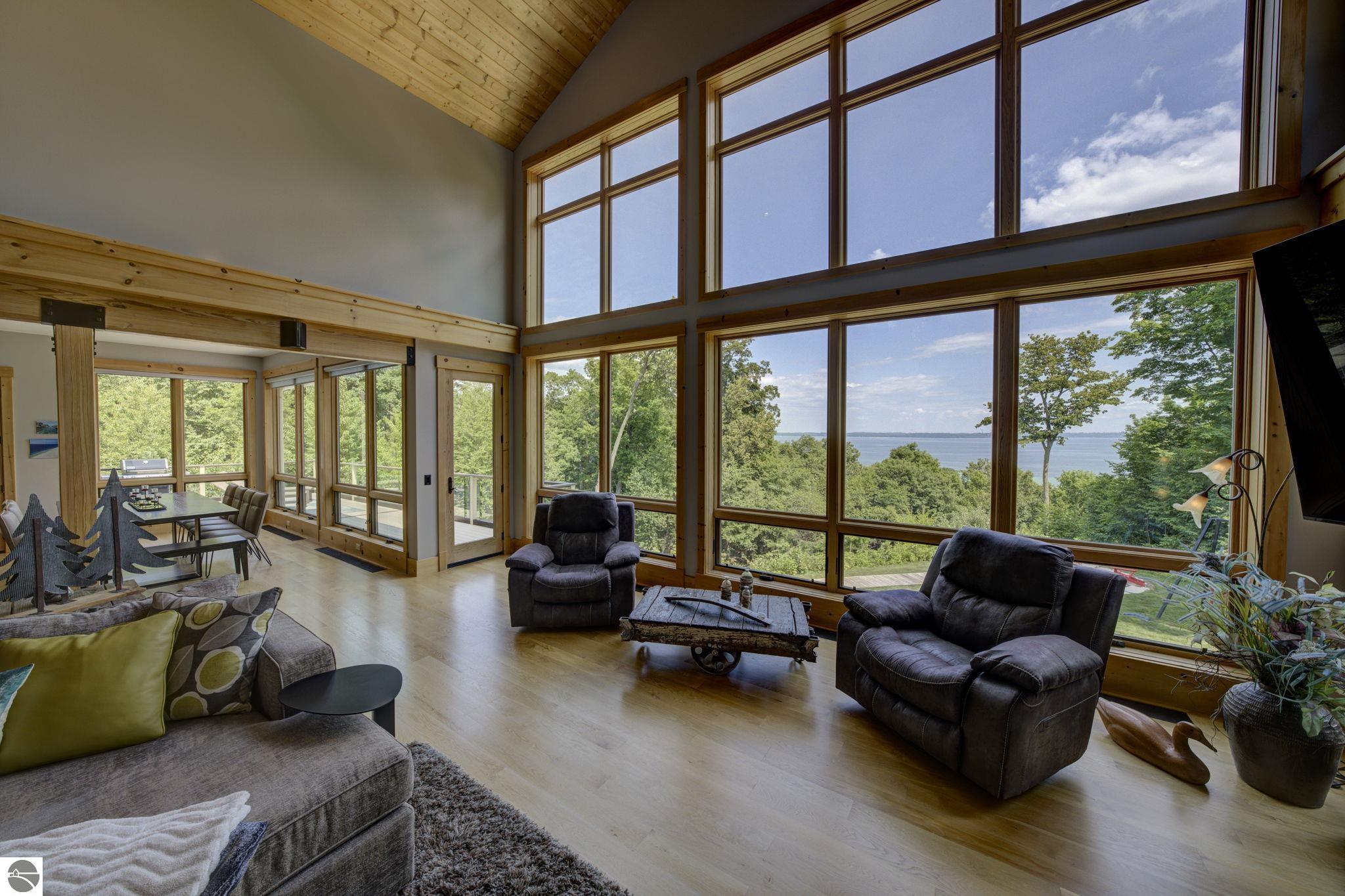 5566 S Spyglass Ridge Drive