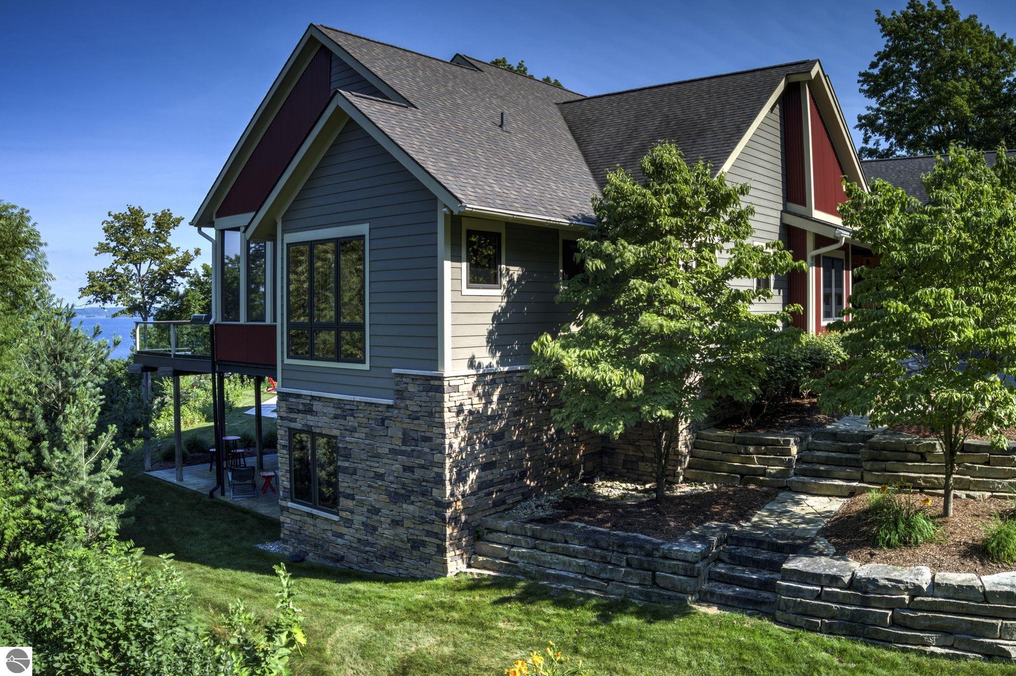 5566 S Spyglass Ridge Drive