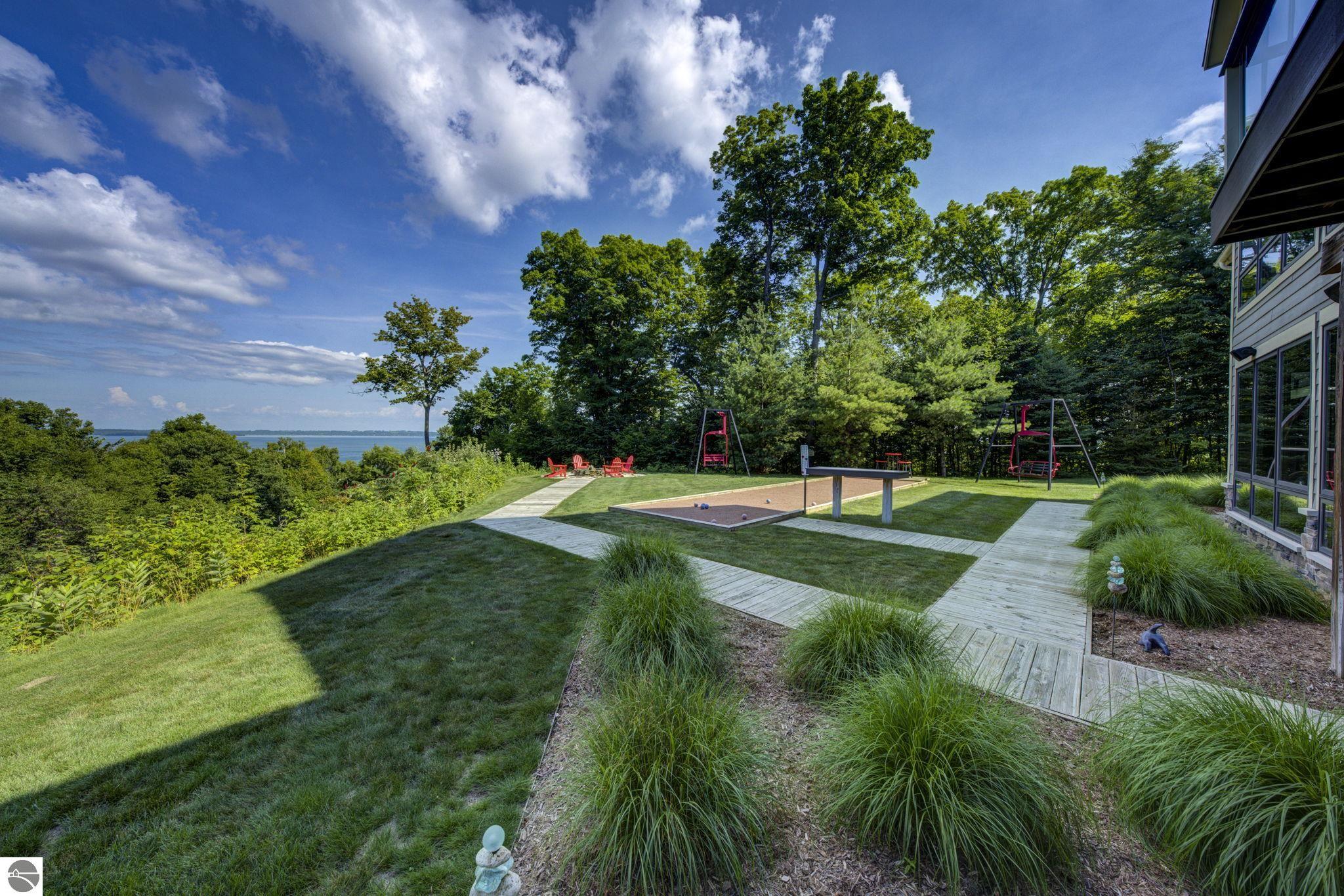 5566 S Spyglass Ridge Drive