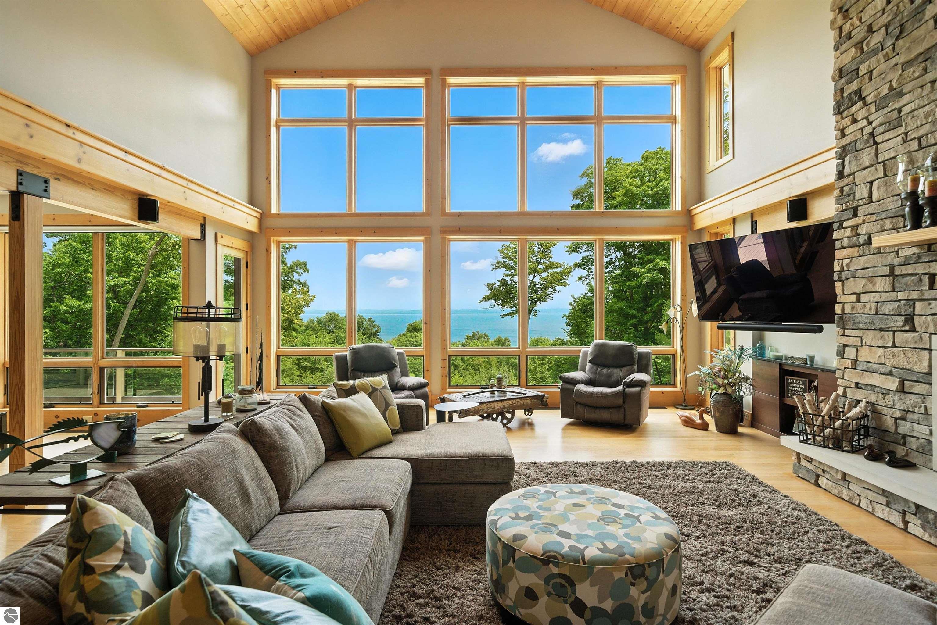 5566 S Spyglass Ridge Drive