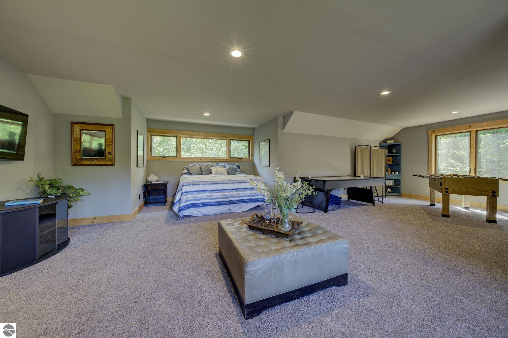 5566 S Spyglass Ridge Drive