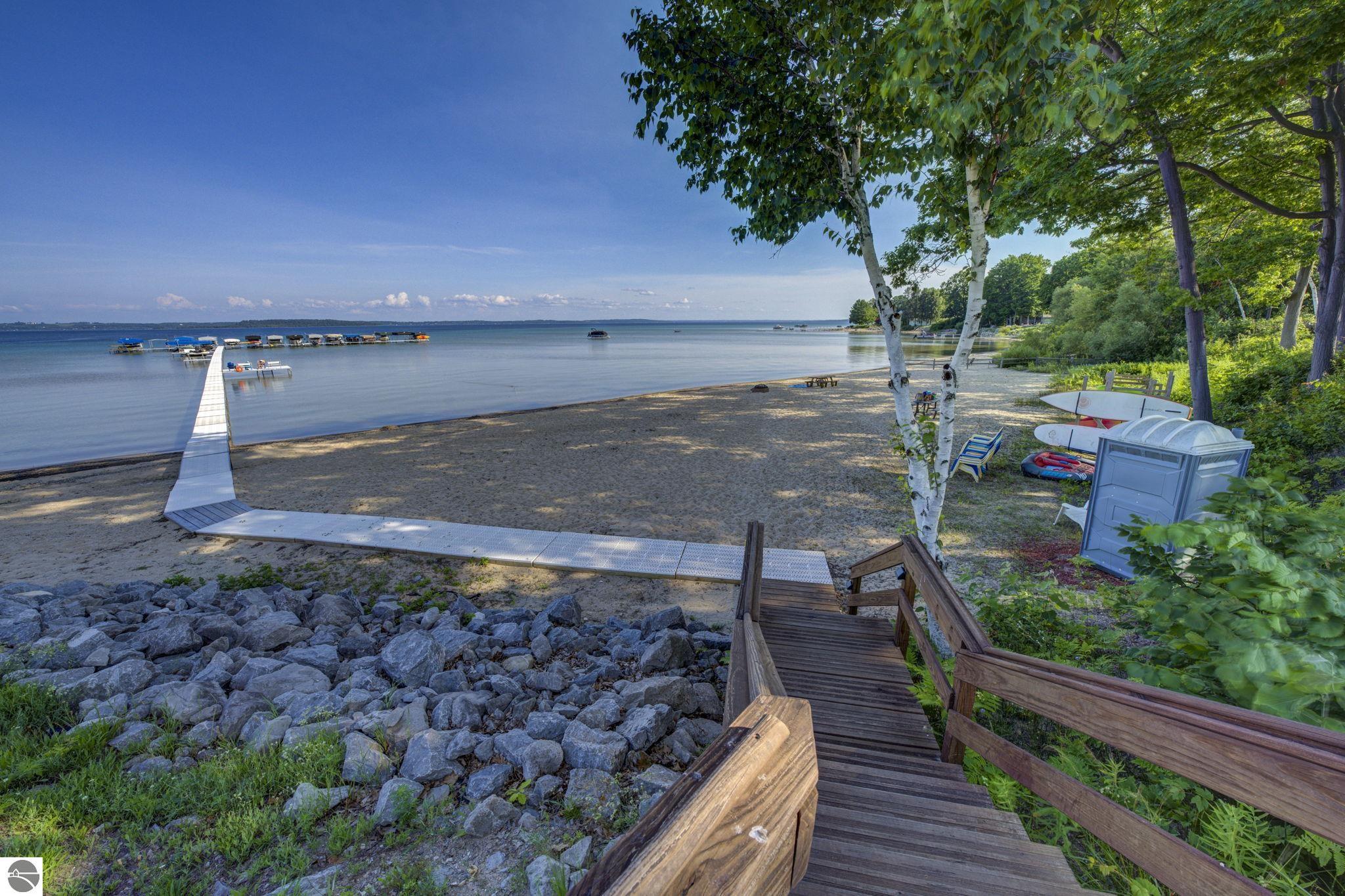 5566 S Spyglass Ridge Drive