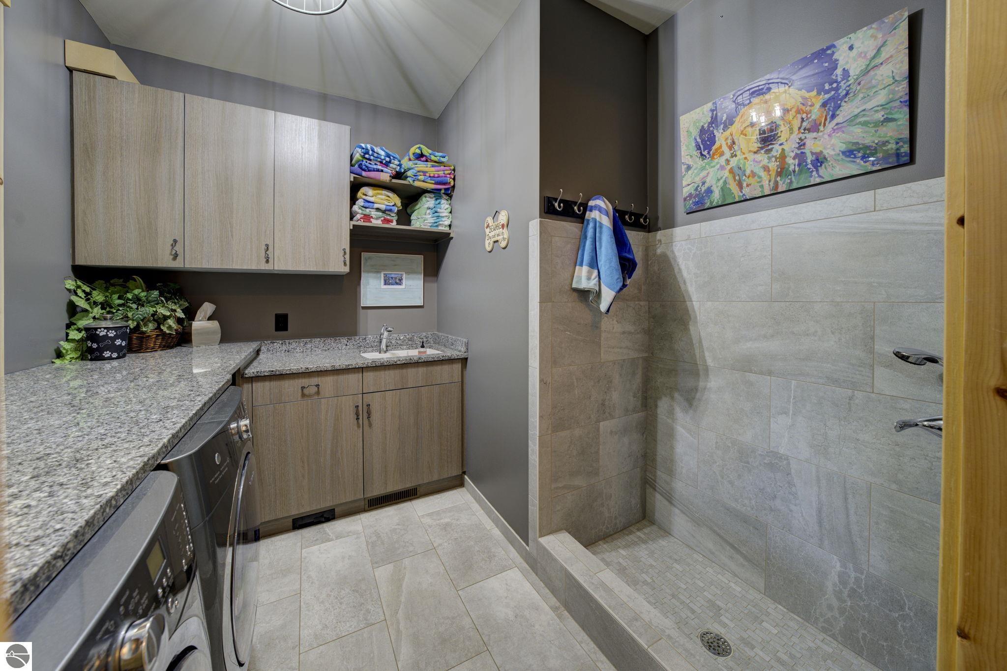 5566 S Spyglass Ridge Drive