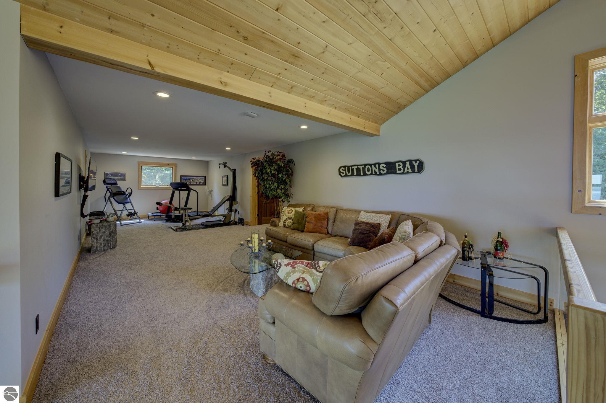 5566 S Spyglass Ridge Drive