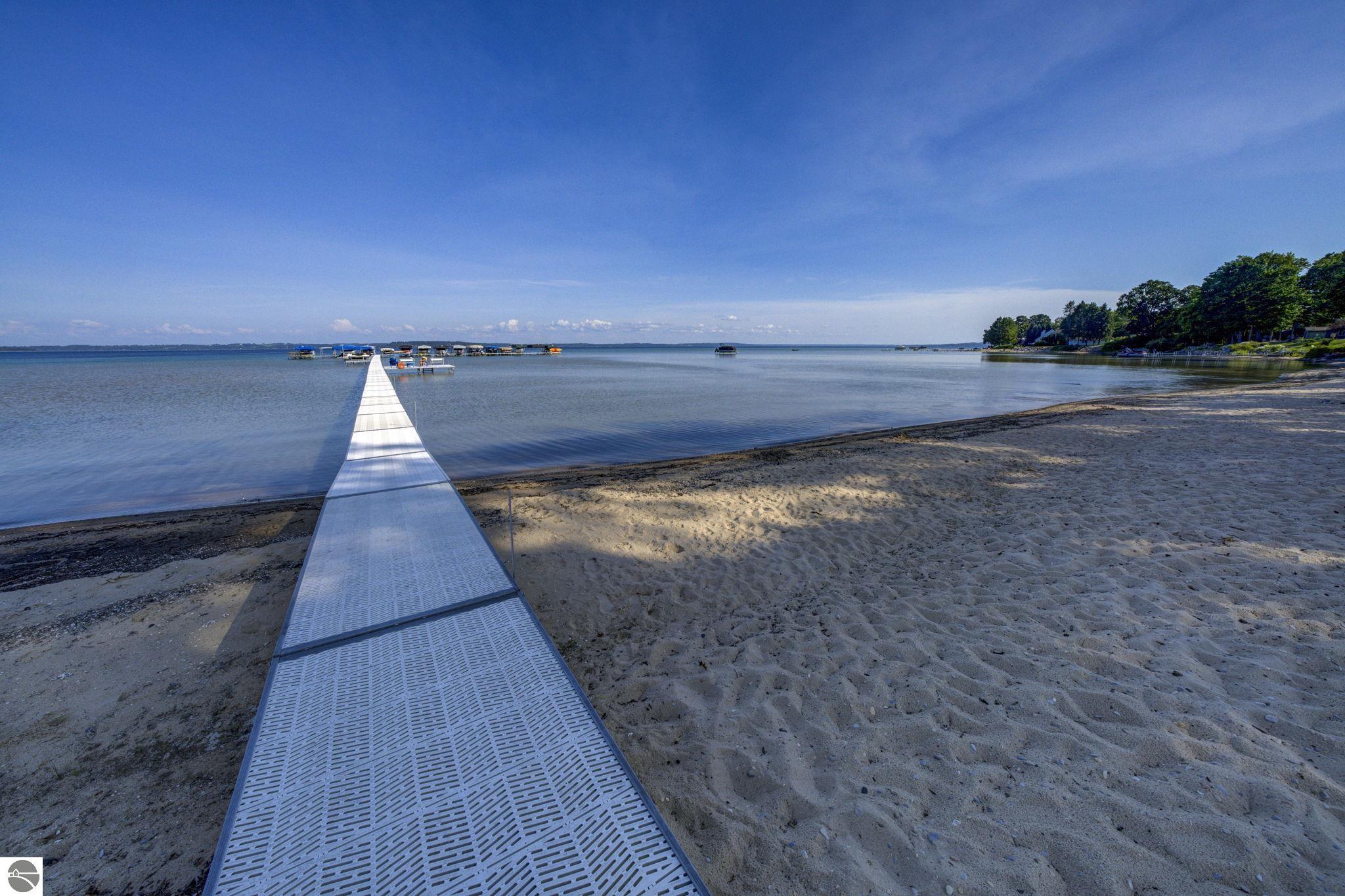 5566 S Spyglass Ridge Drive