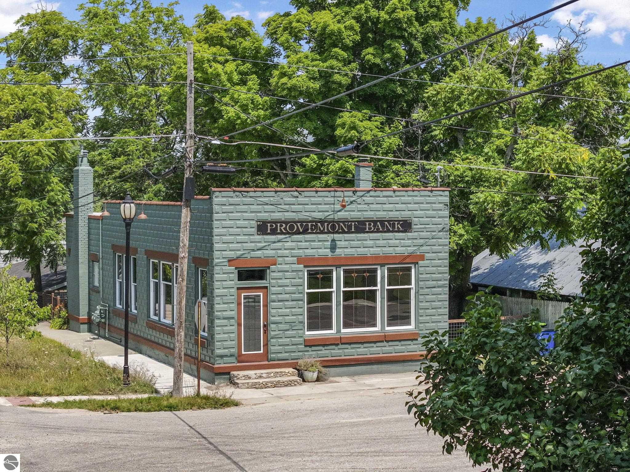 116 W Meinrad Street