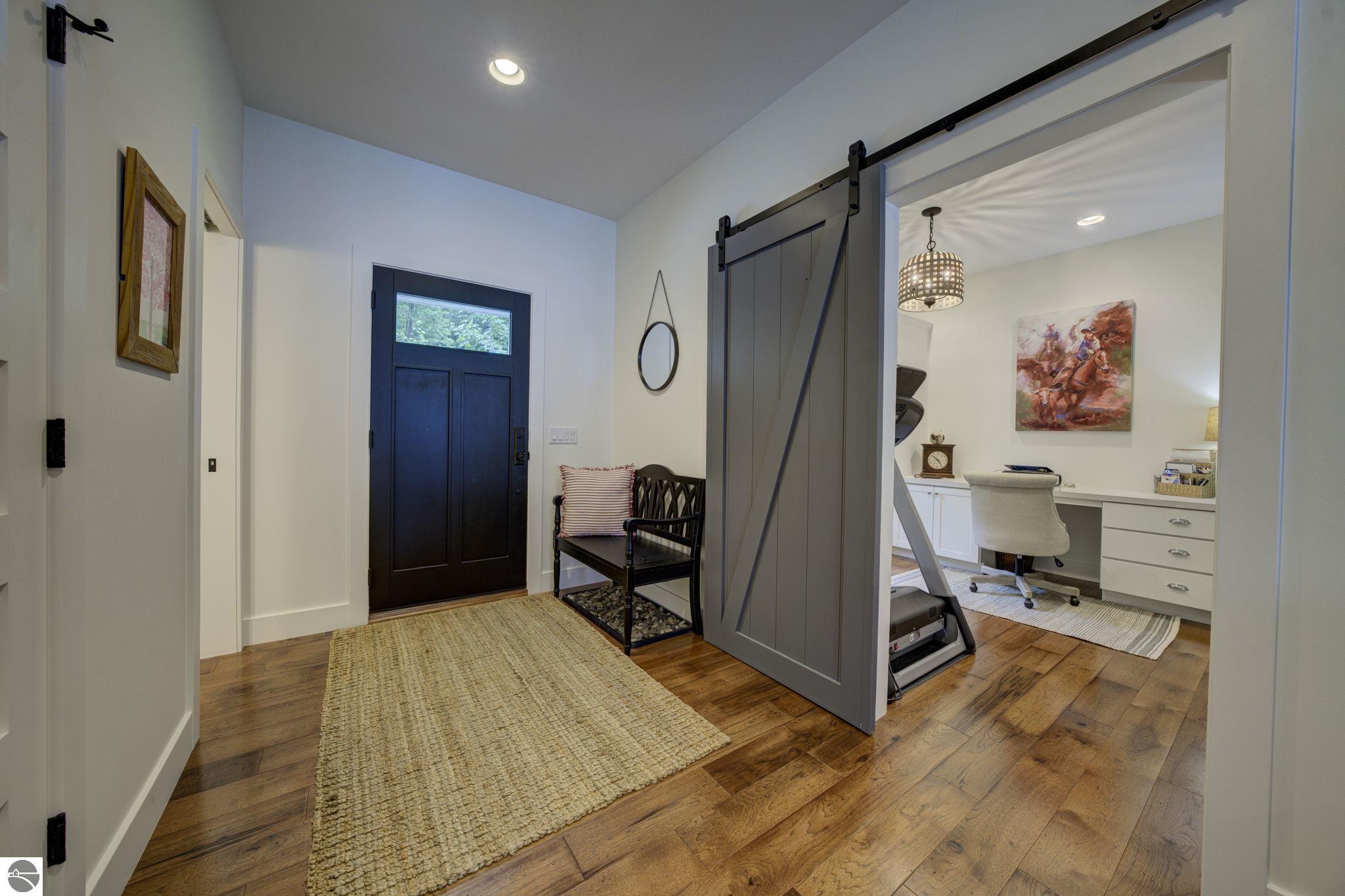 7802 S Lakeview Road