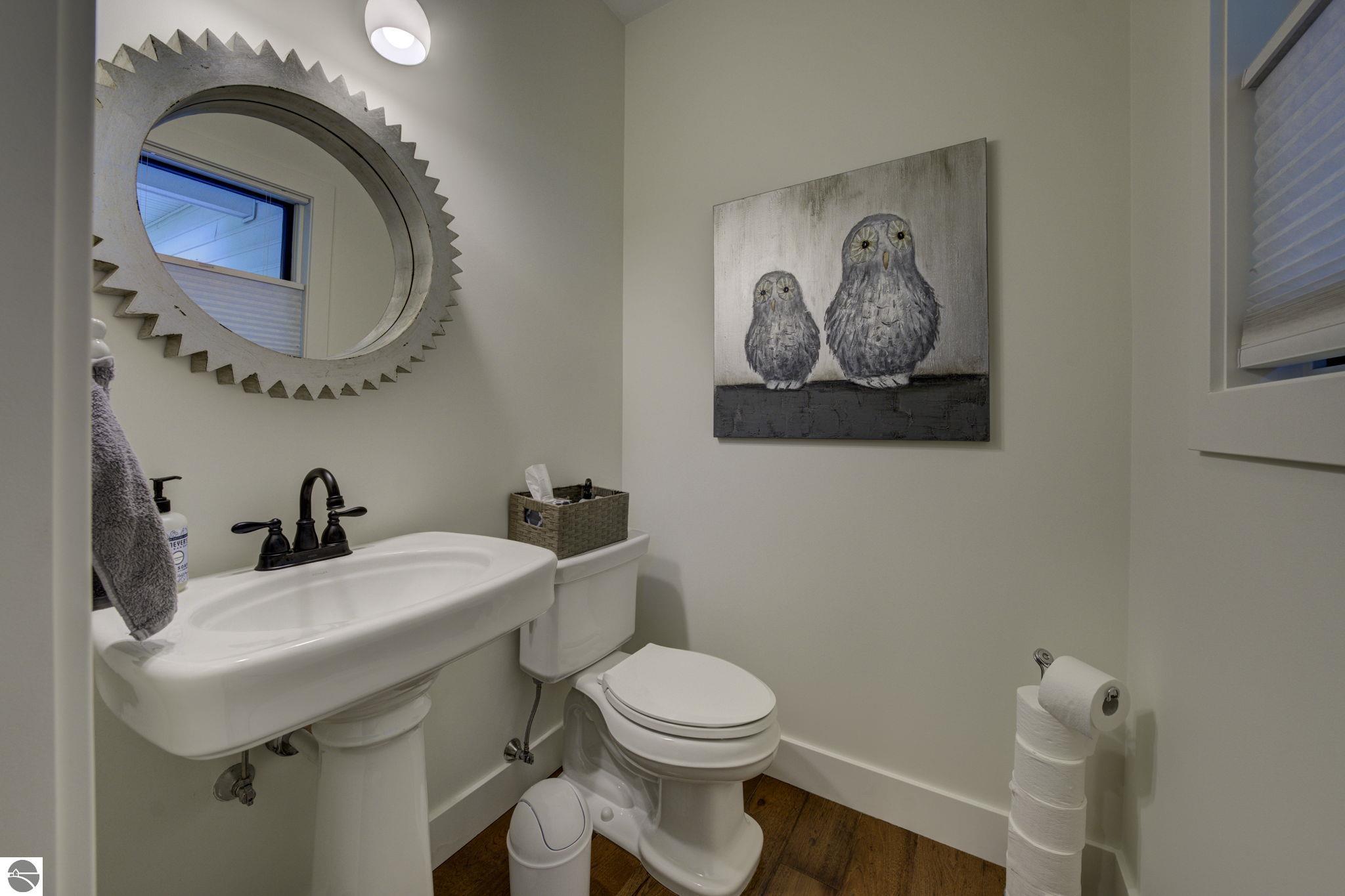 7802 S Lakeview Road