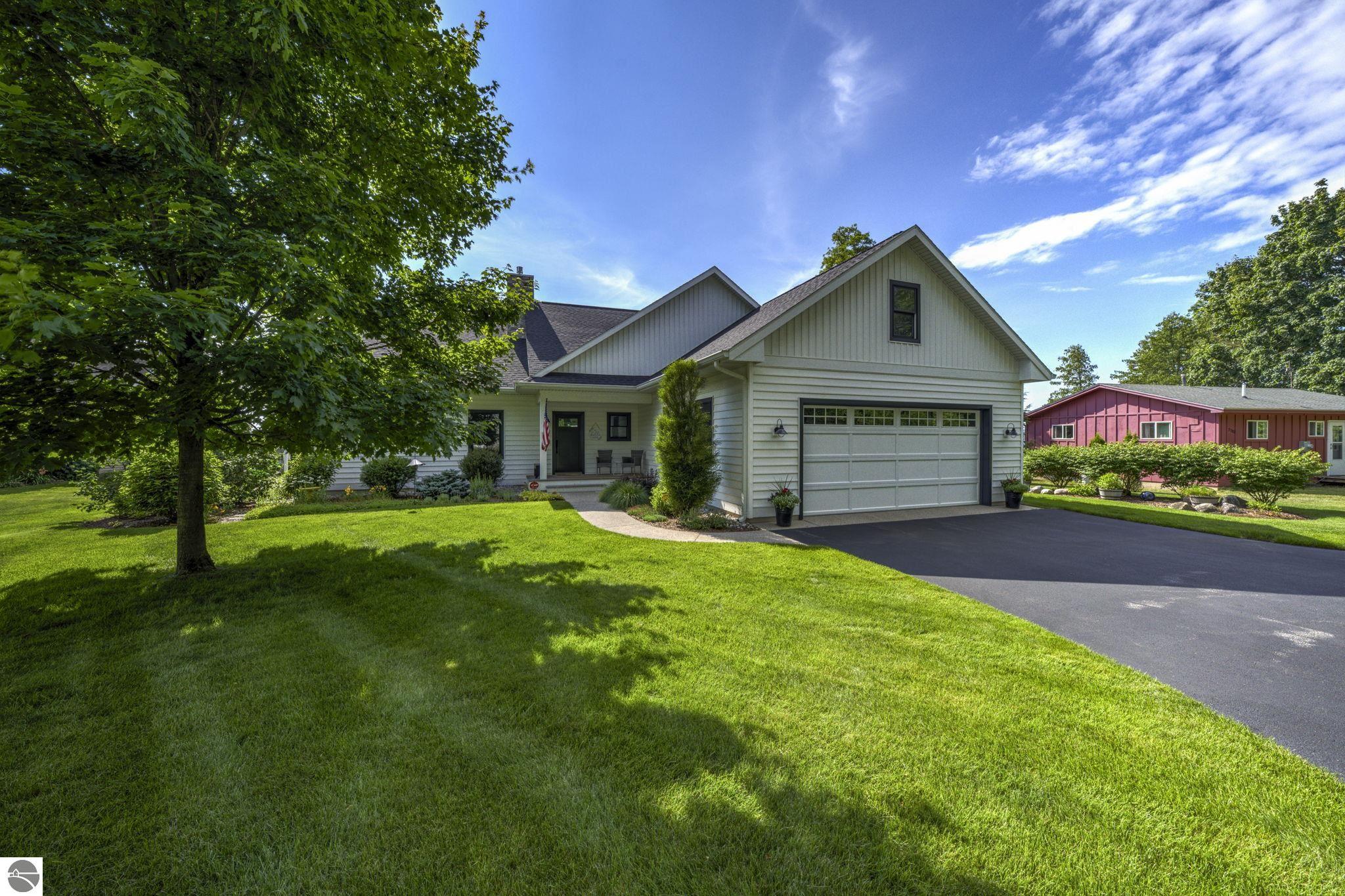 7802 S Lakeview Road