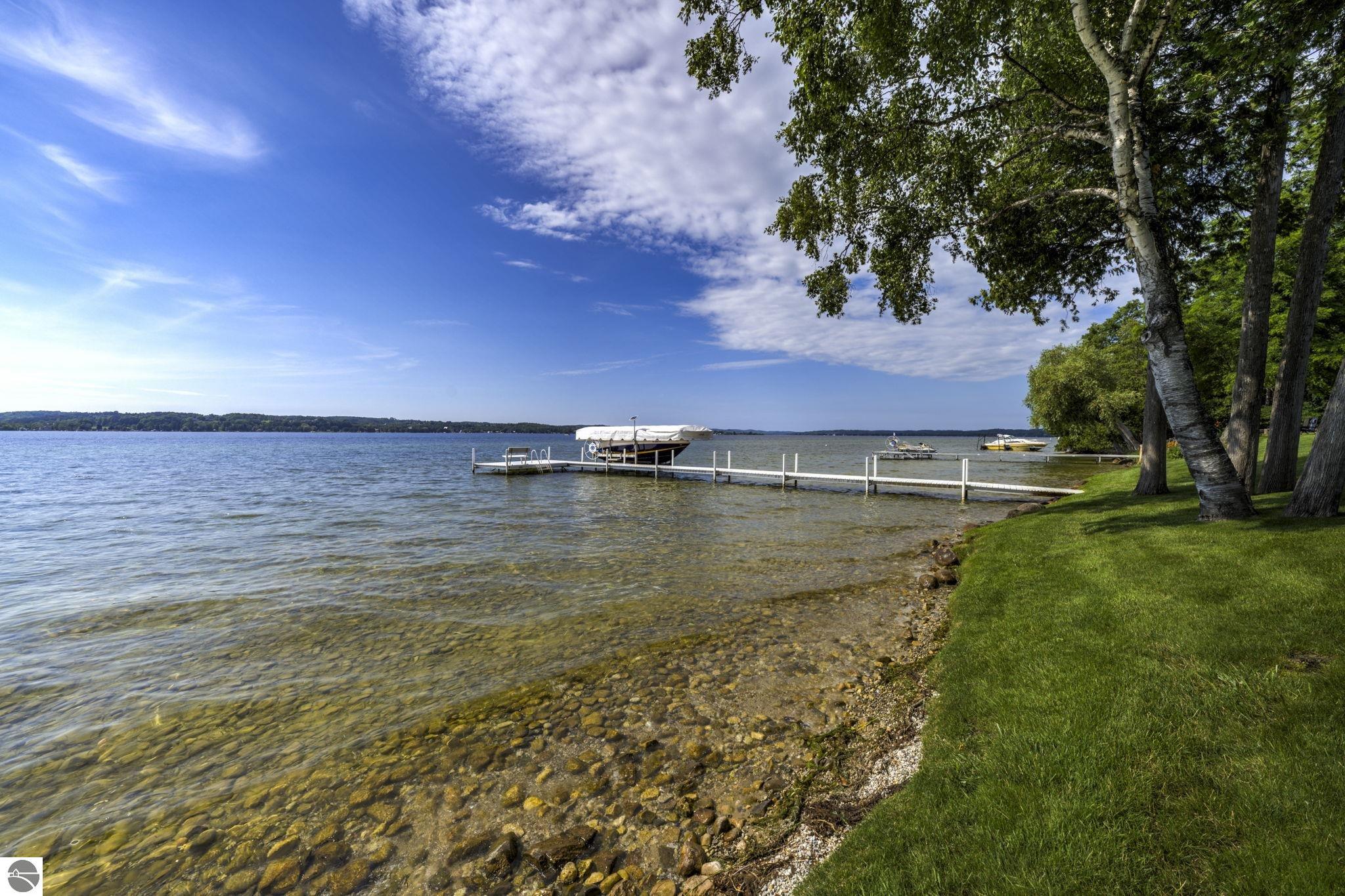 7802 S Lakeview Road