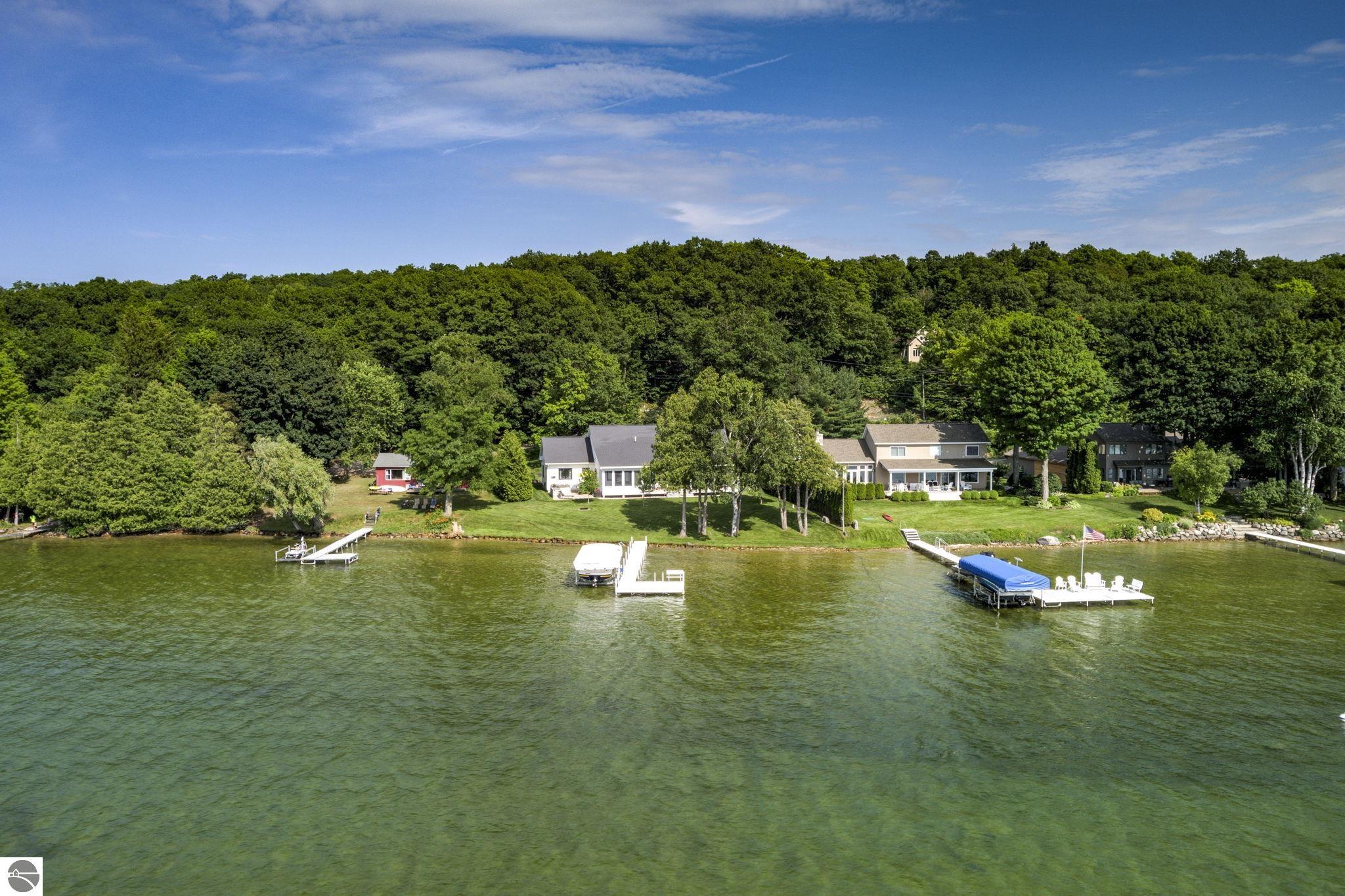 7802 S Lakeview Road