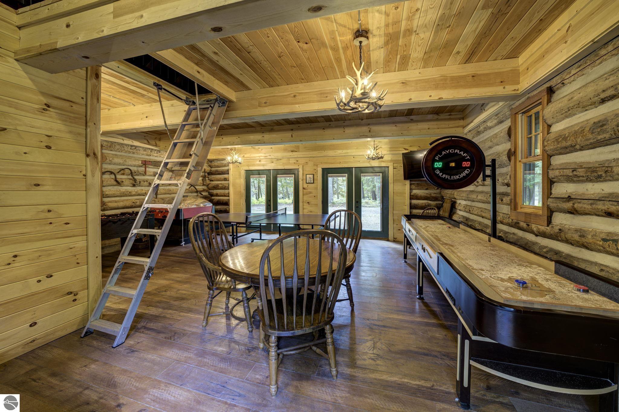 8895 Supply Road