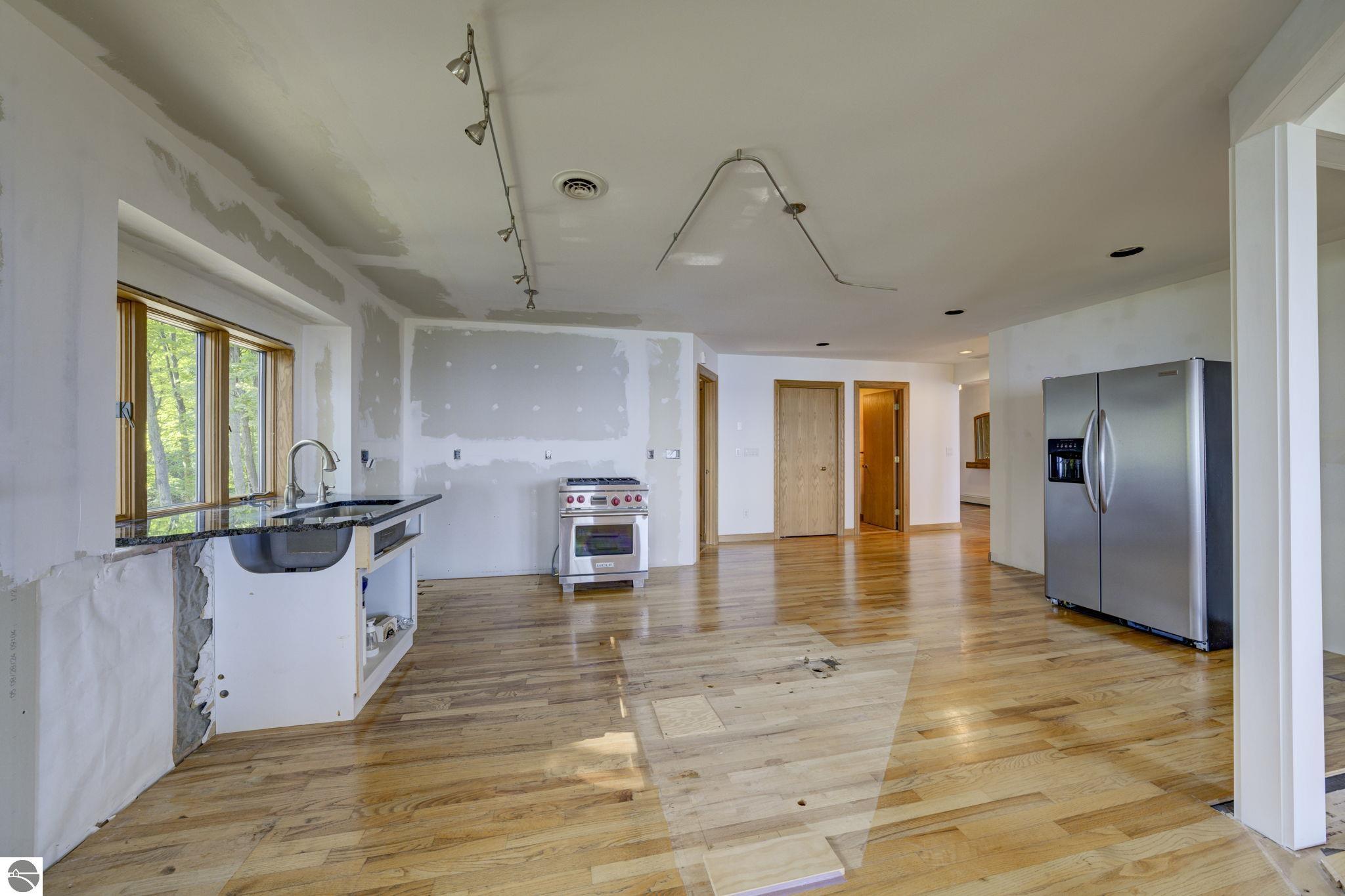 931 S Ridgeview Trail