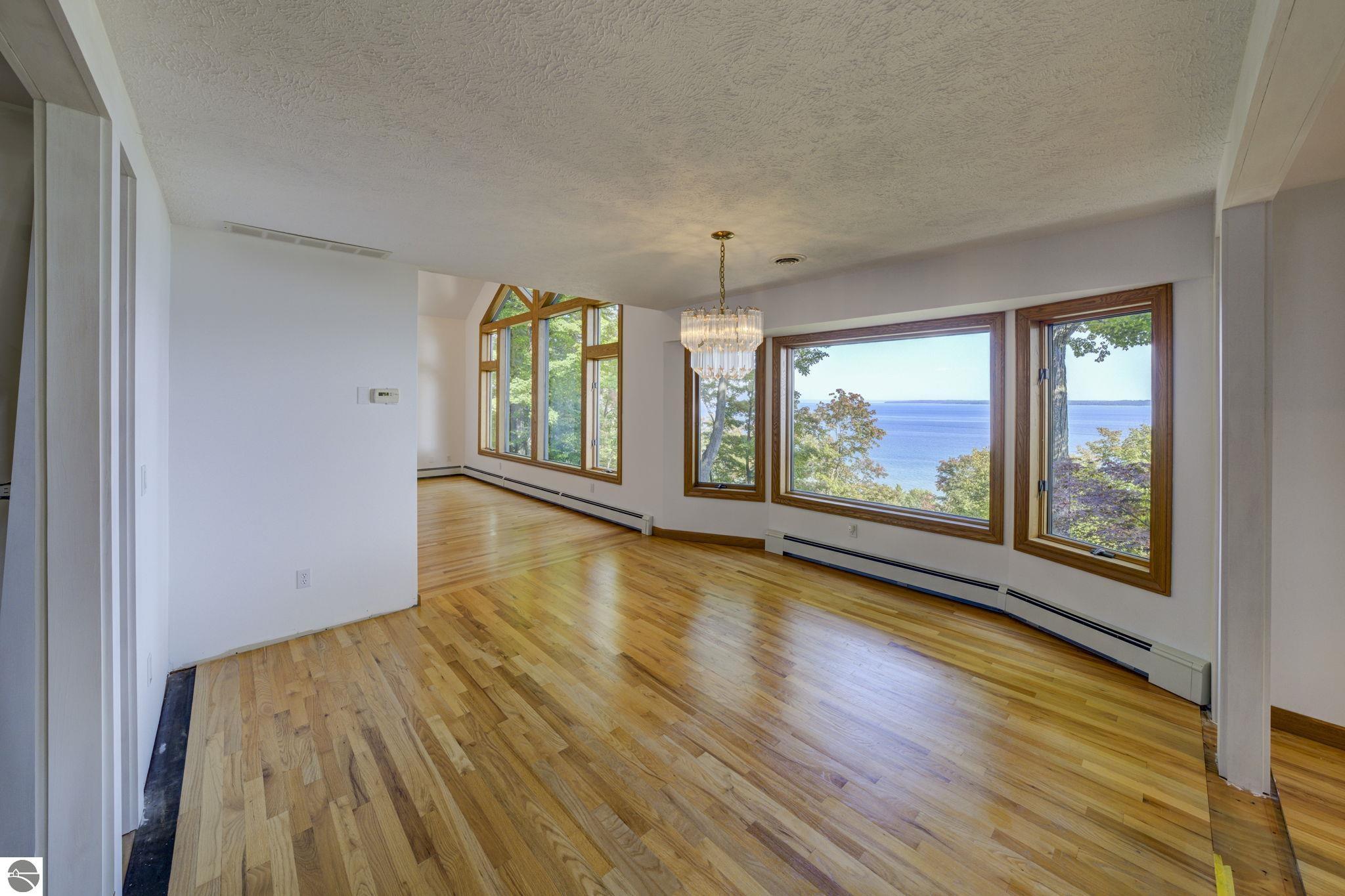 931 S Ridgeview Trail