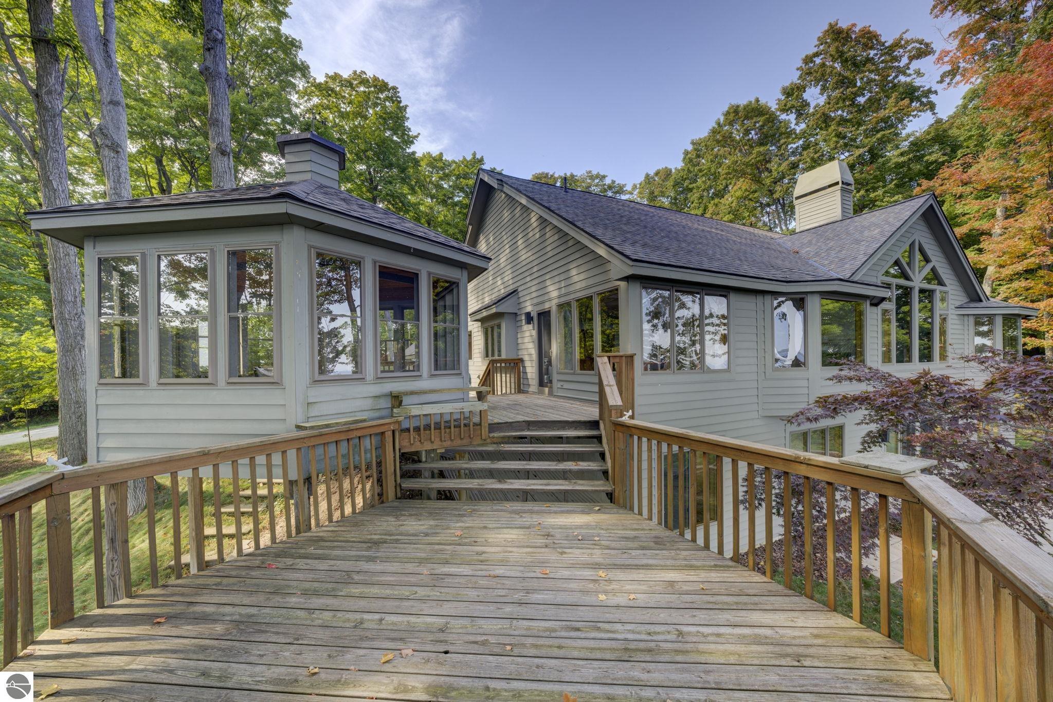931 S Ridgeview Trail