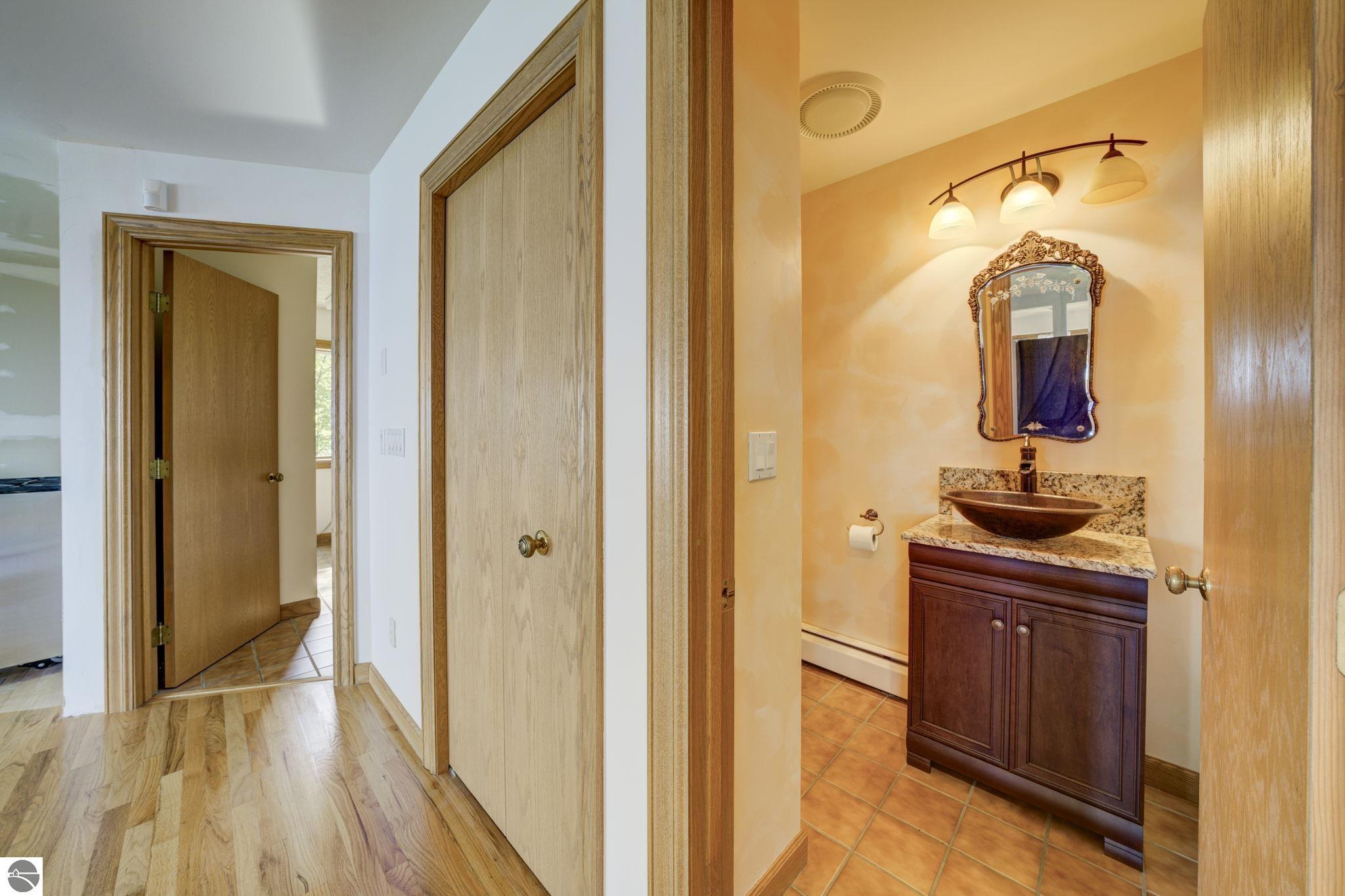 931 S Ridgeview Trail