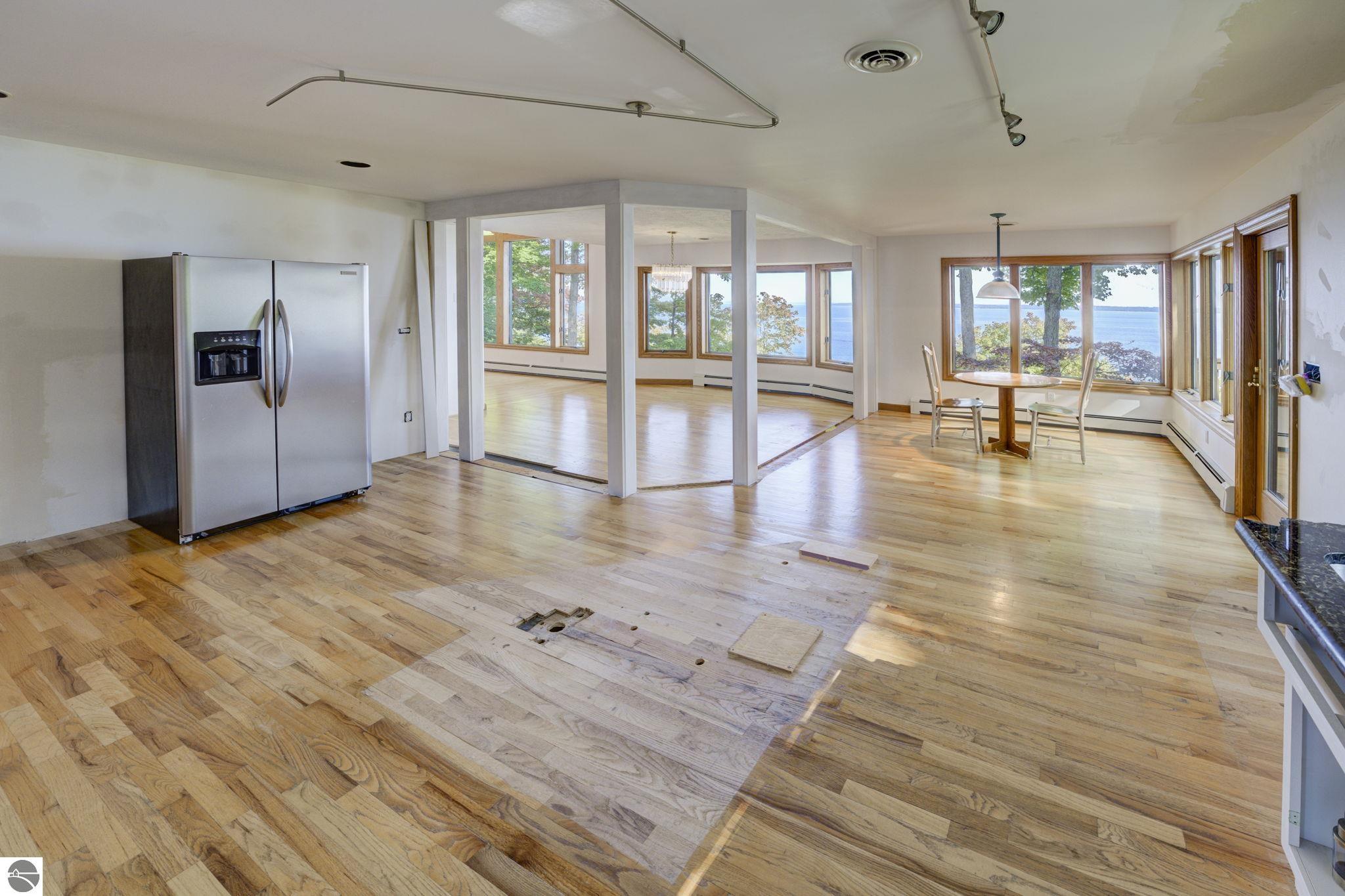 931 S Ridgeview Trail
