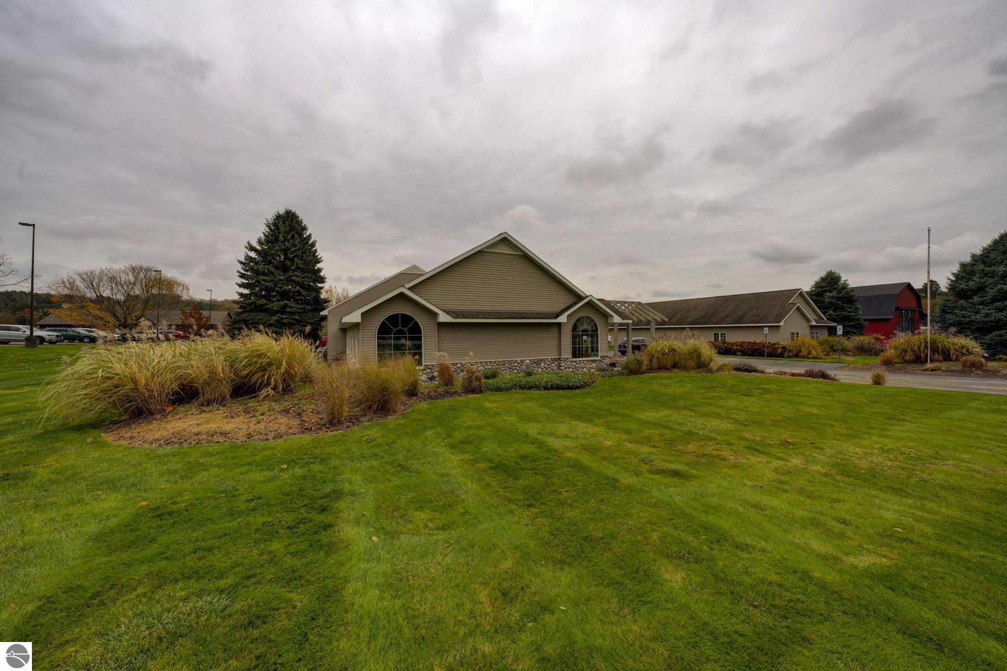 7200 E Duck Lake Road