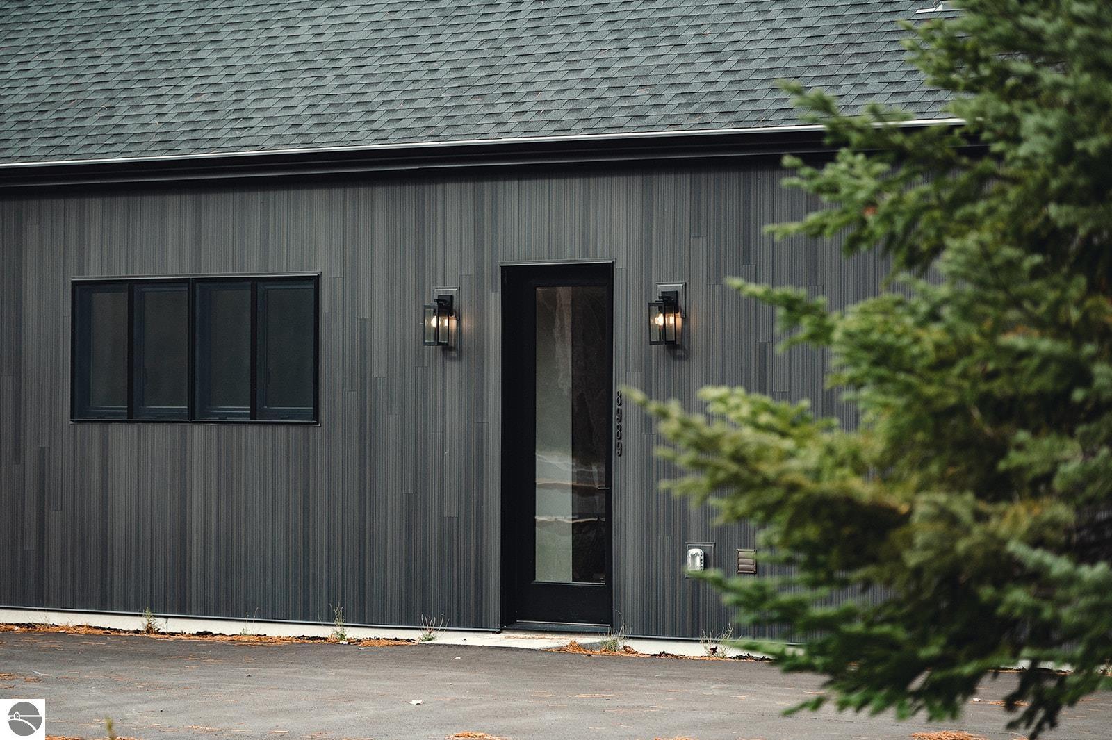 8989 Supply Road