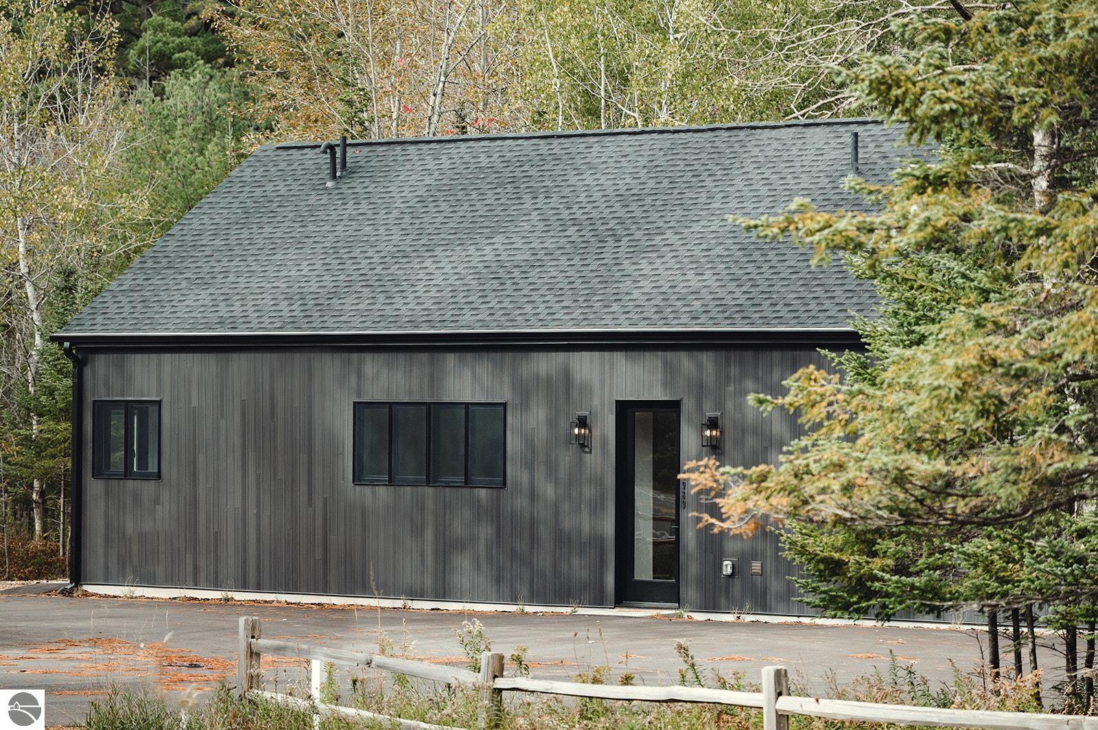 8989 Supply Road