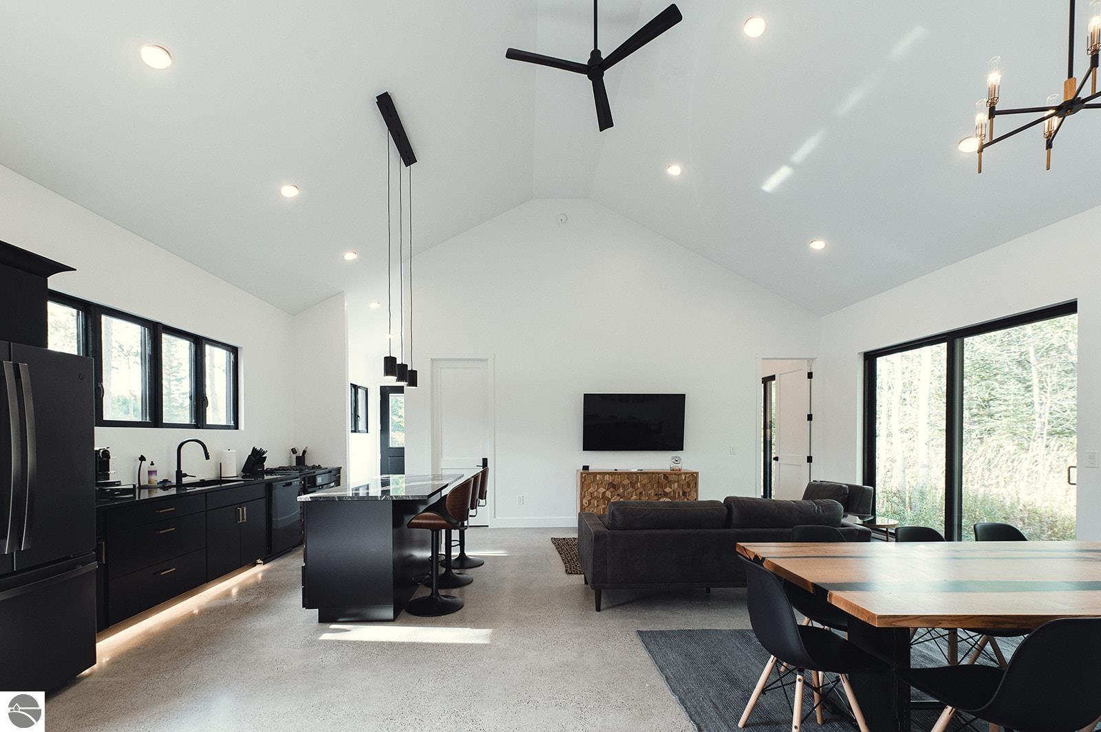 8989 Supply Road