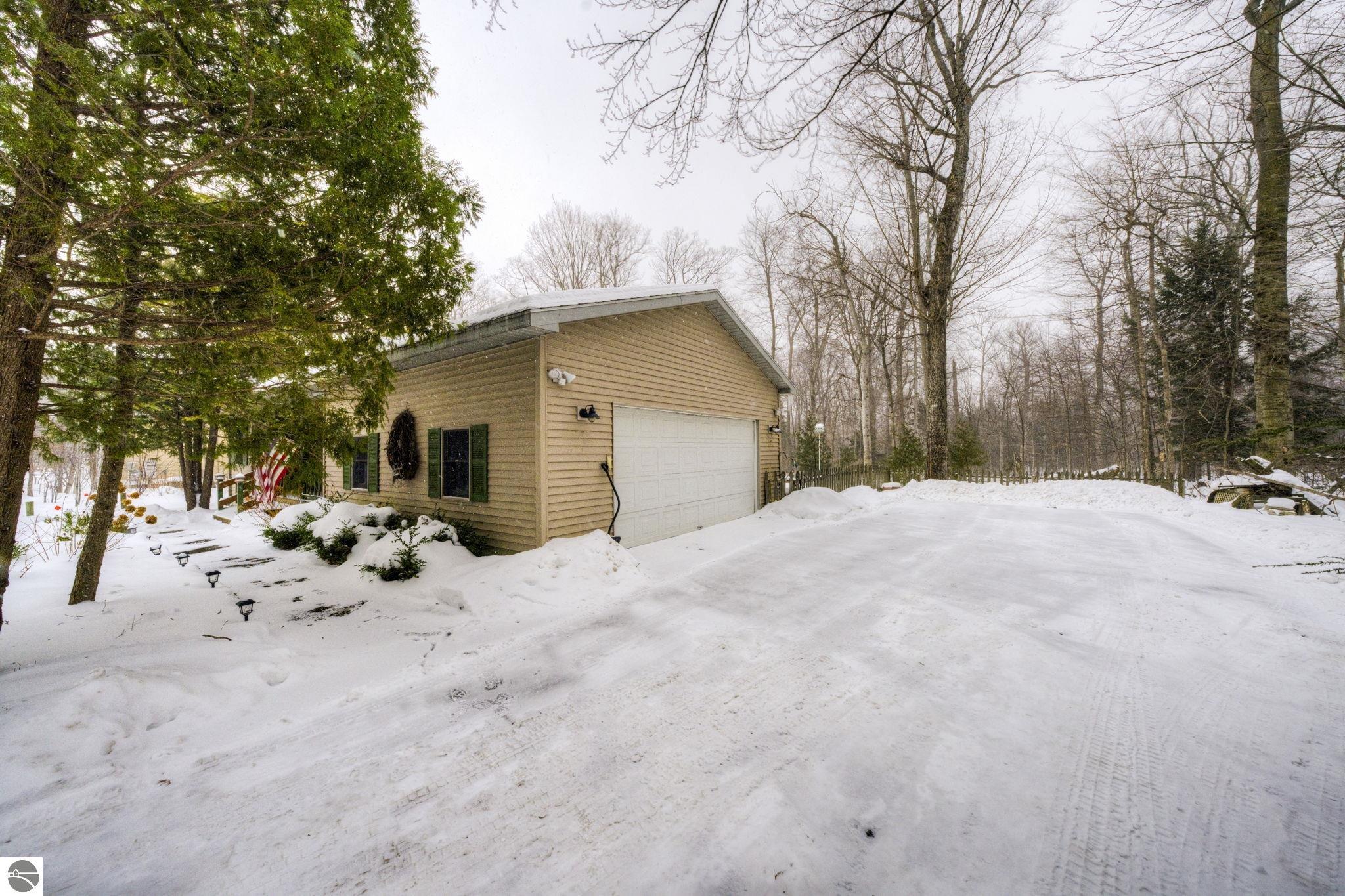 3900 N Trillium Drive