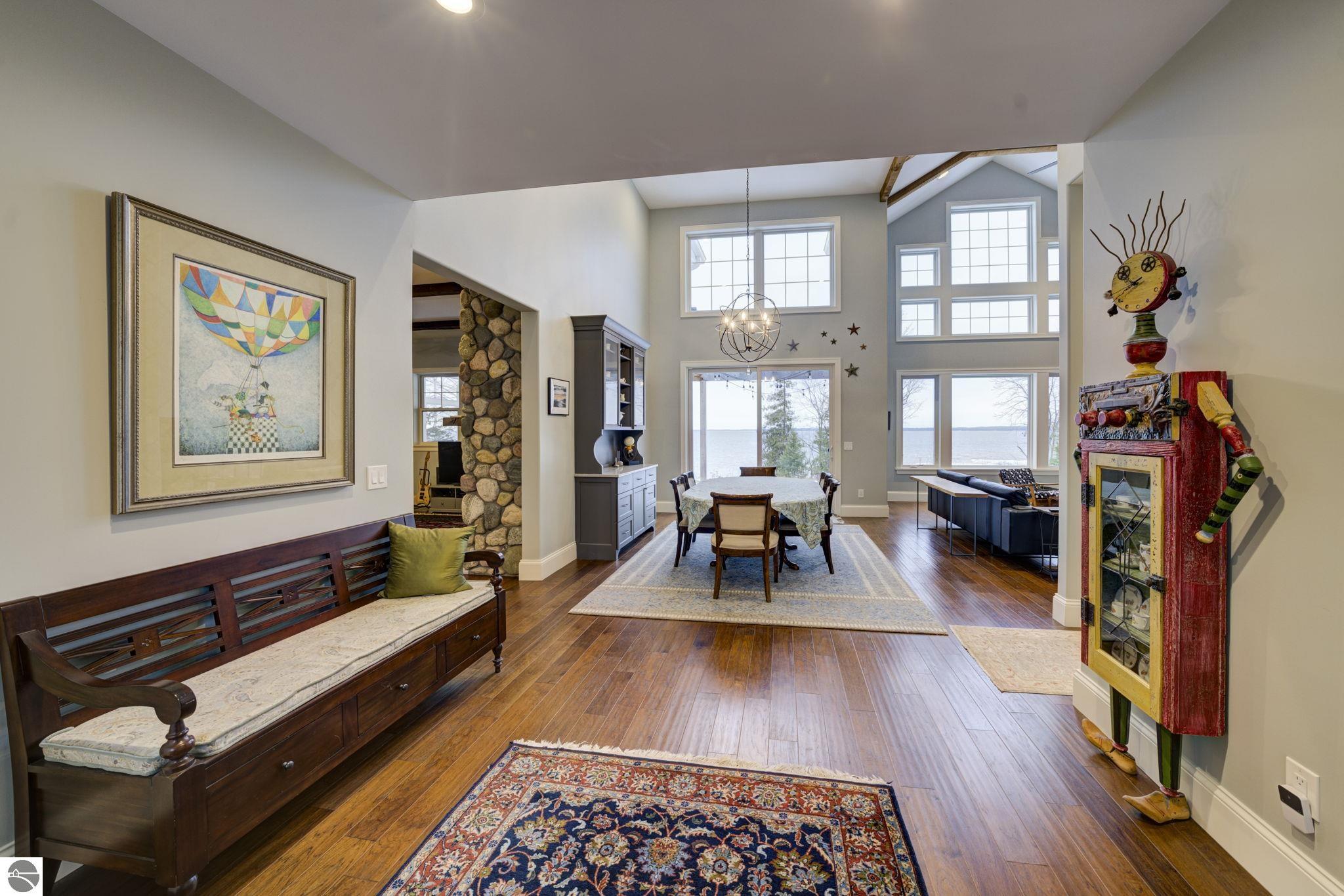 340 N Nanagosa Trail