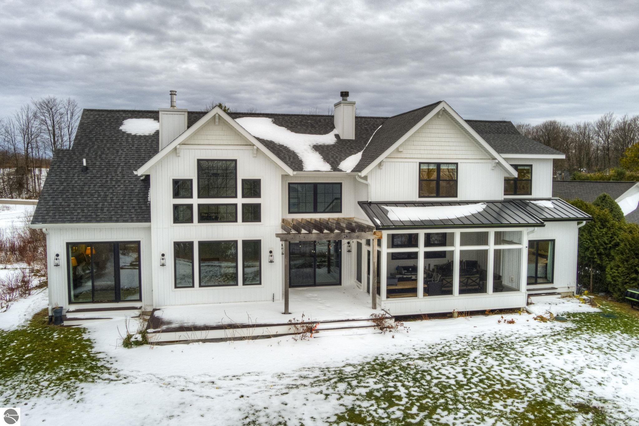 340 N Nanagosa Trail