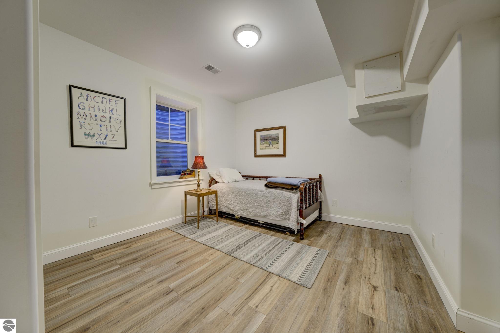 340 N Nanagosa Trail