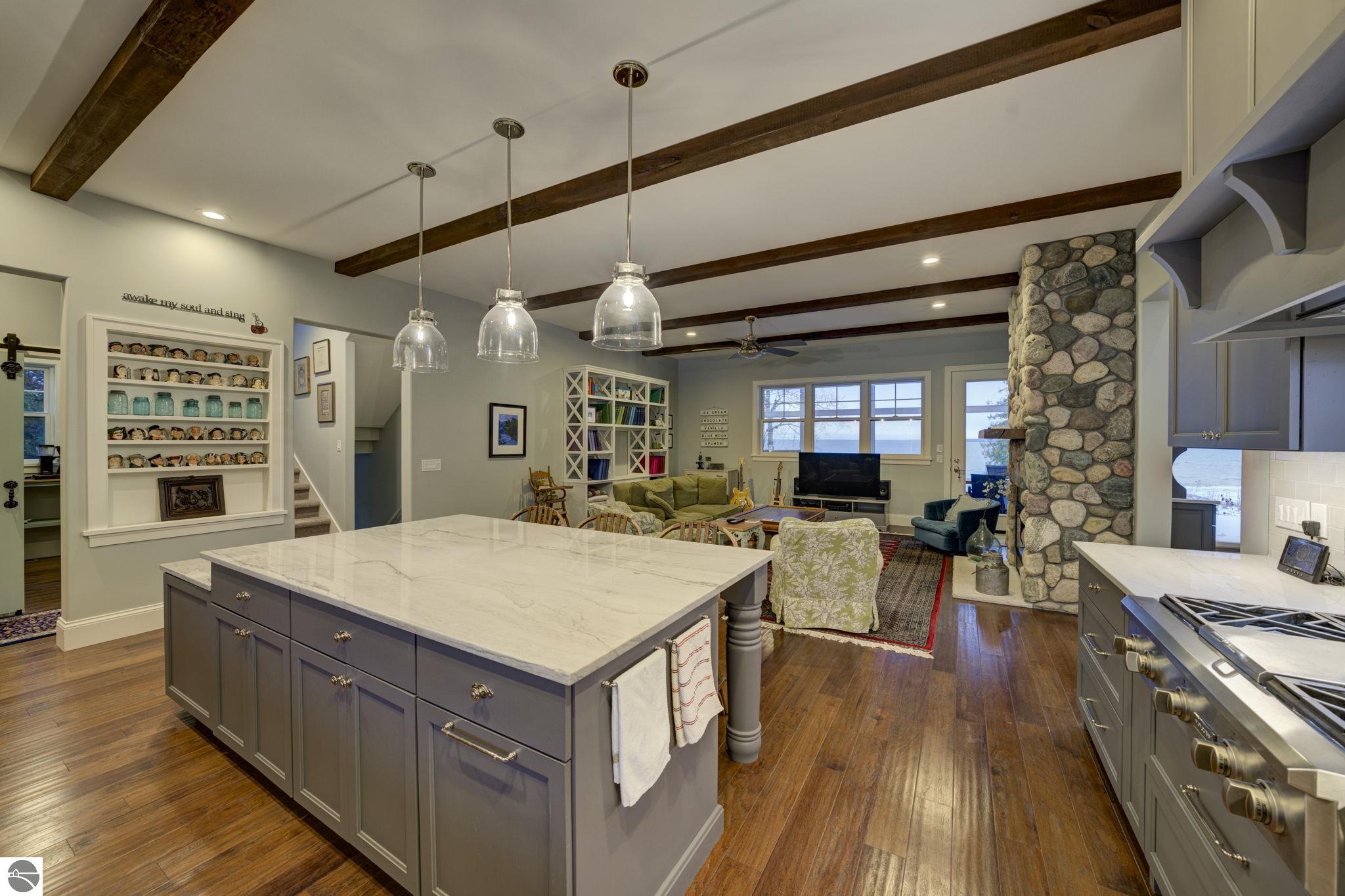 340 N Nanagosa Trail