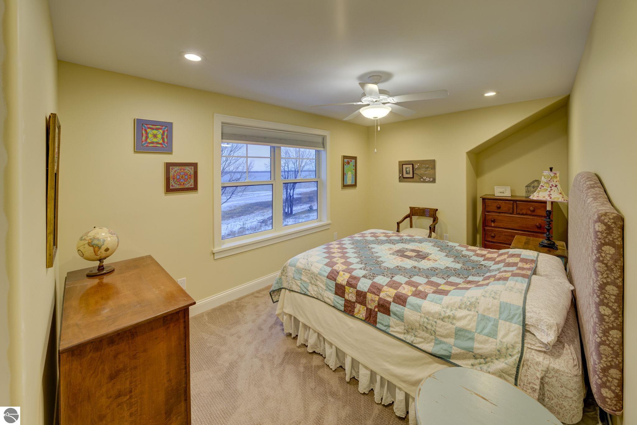 340 N Nanagosa Trail