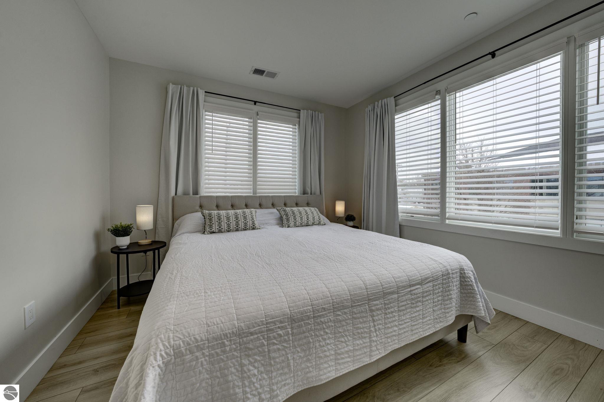 708 Randolph Street # 206