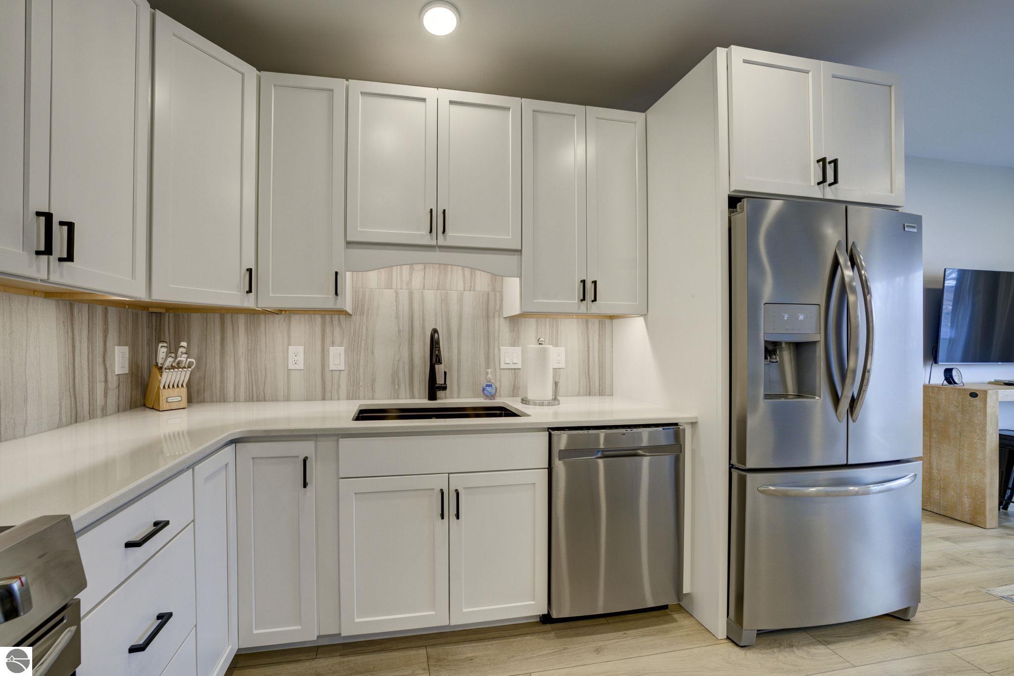 708 Randolph Street # 206