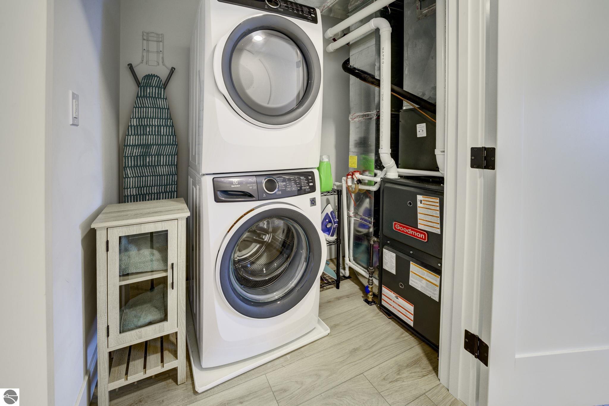 708 Randolph Street # 206